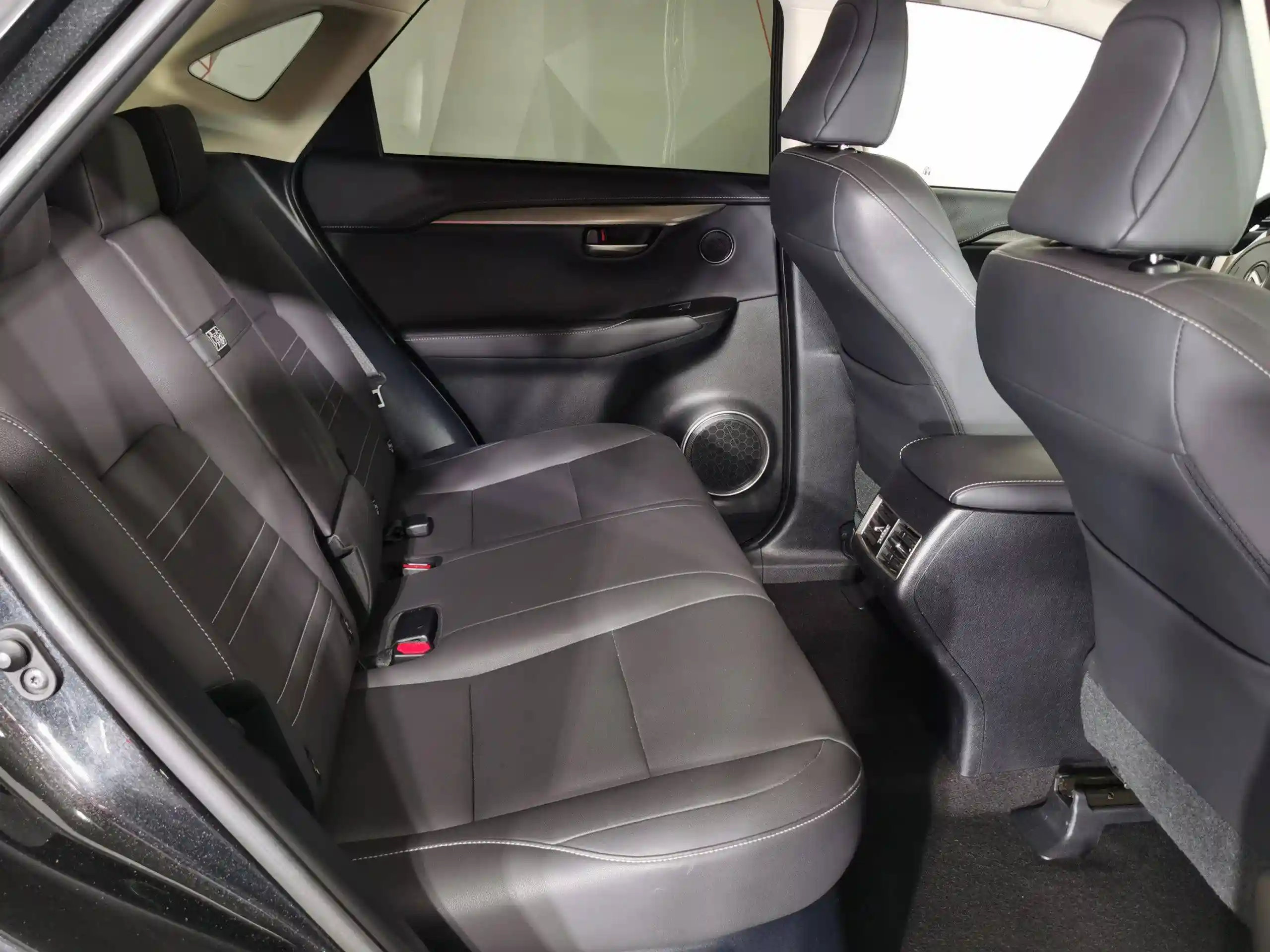 Lexus NX 2021