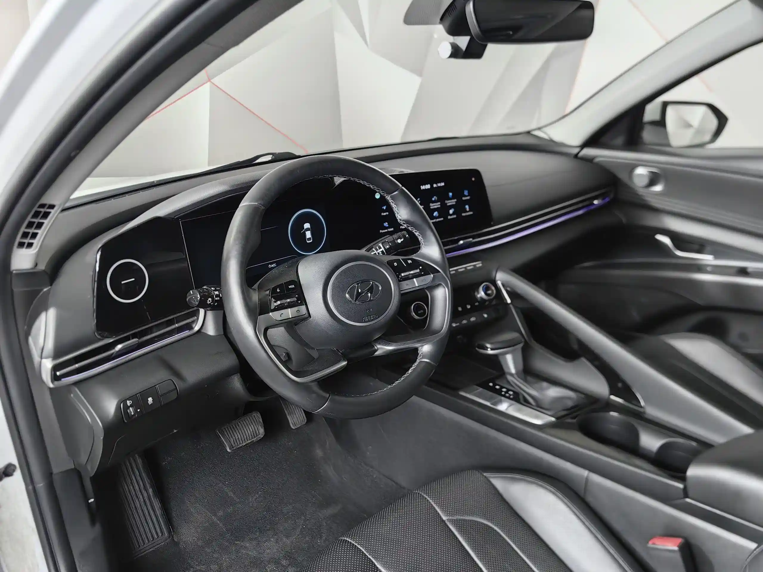 Hyundai Elantra 2022