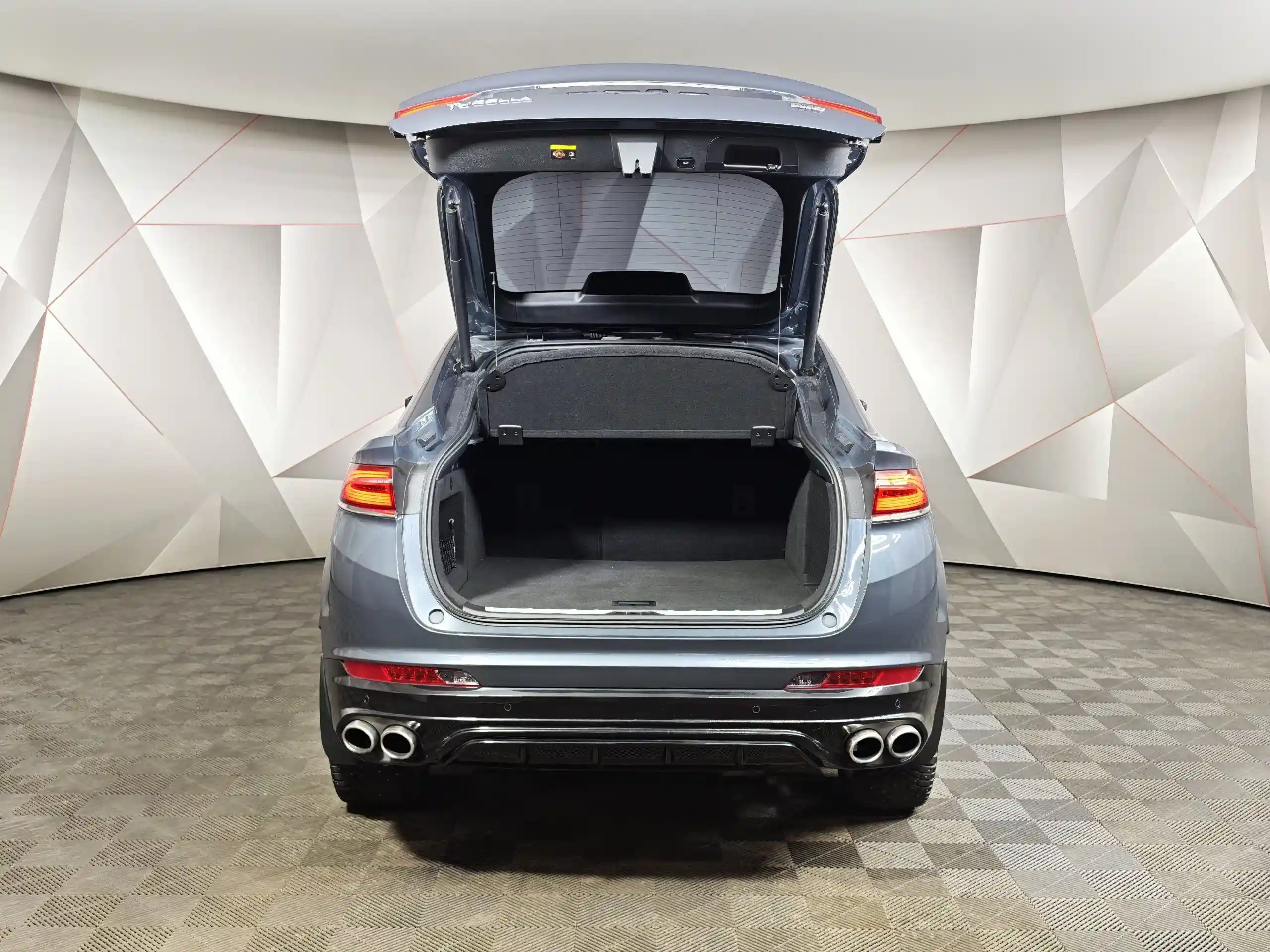 Geely Tugella 2023