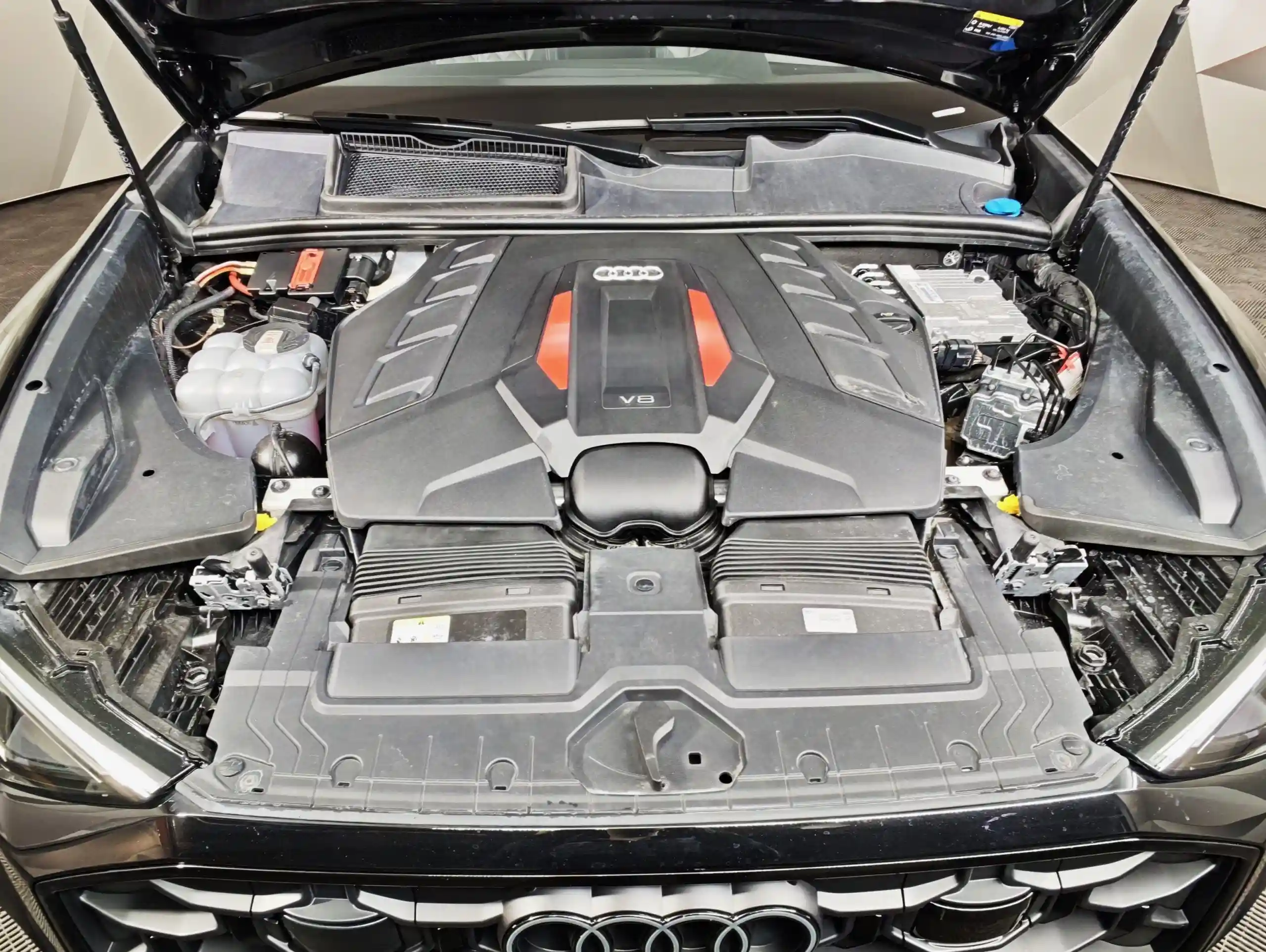 Audi SQ8 2023