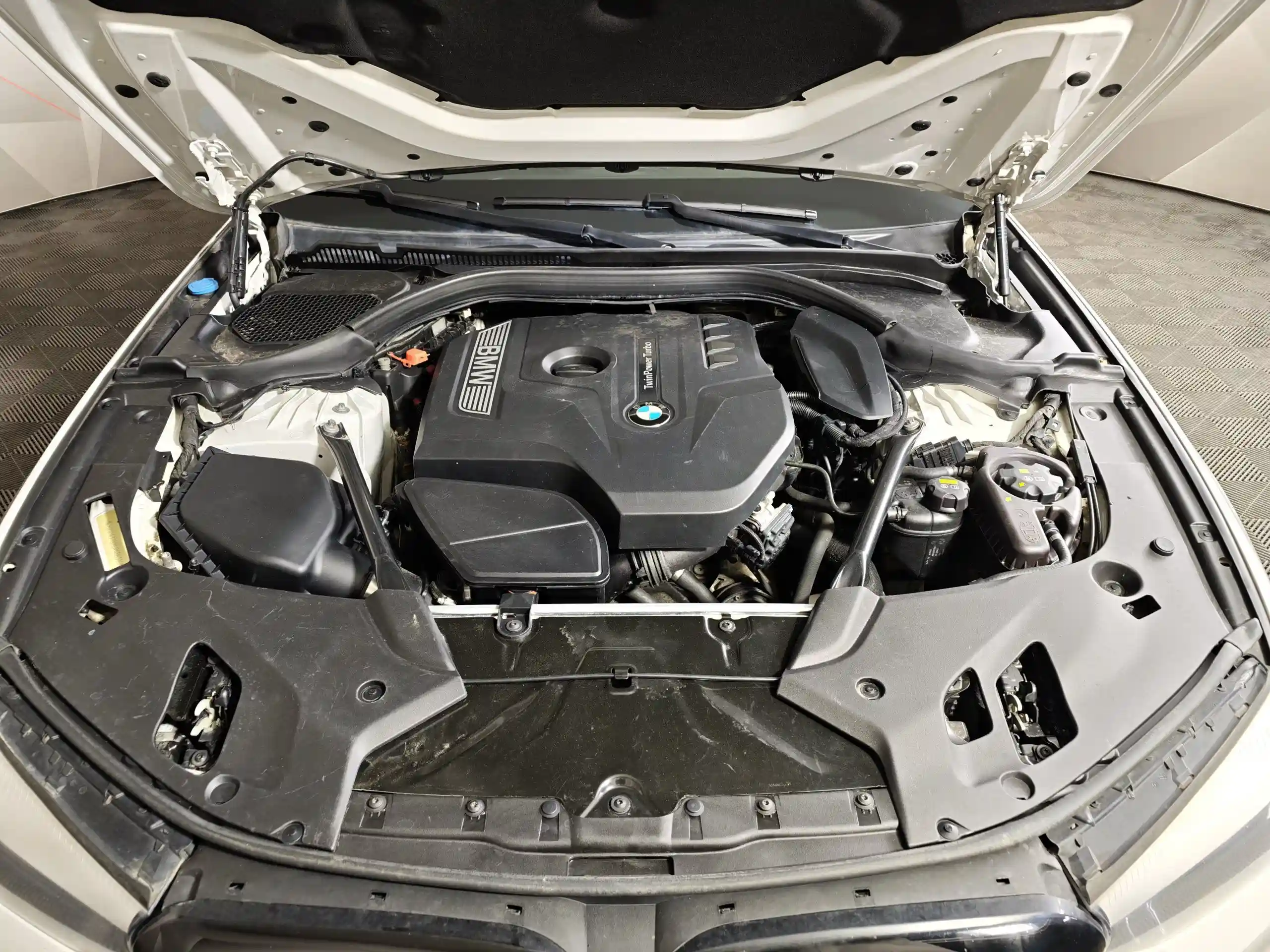 BMW 5 серия 2017