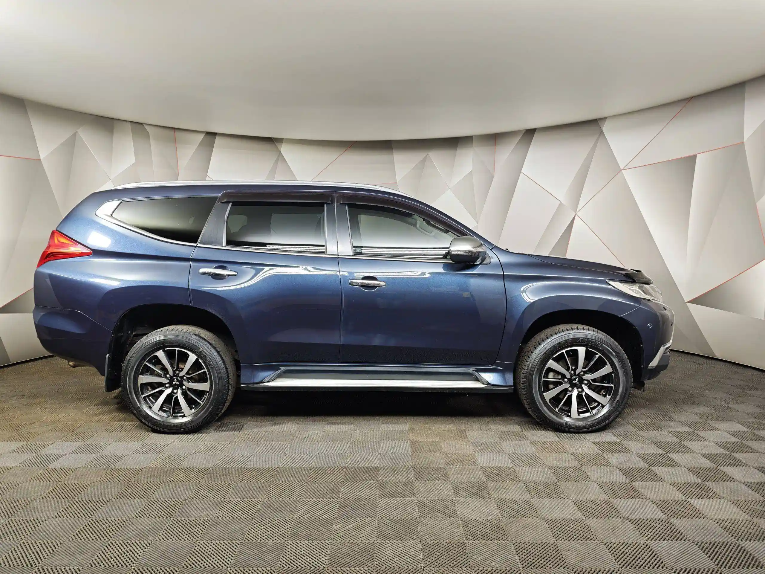 Mitsubishi Pajero Sport 2019