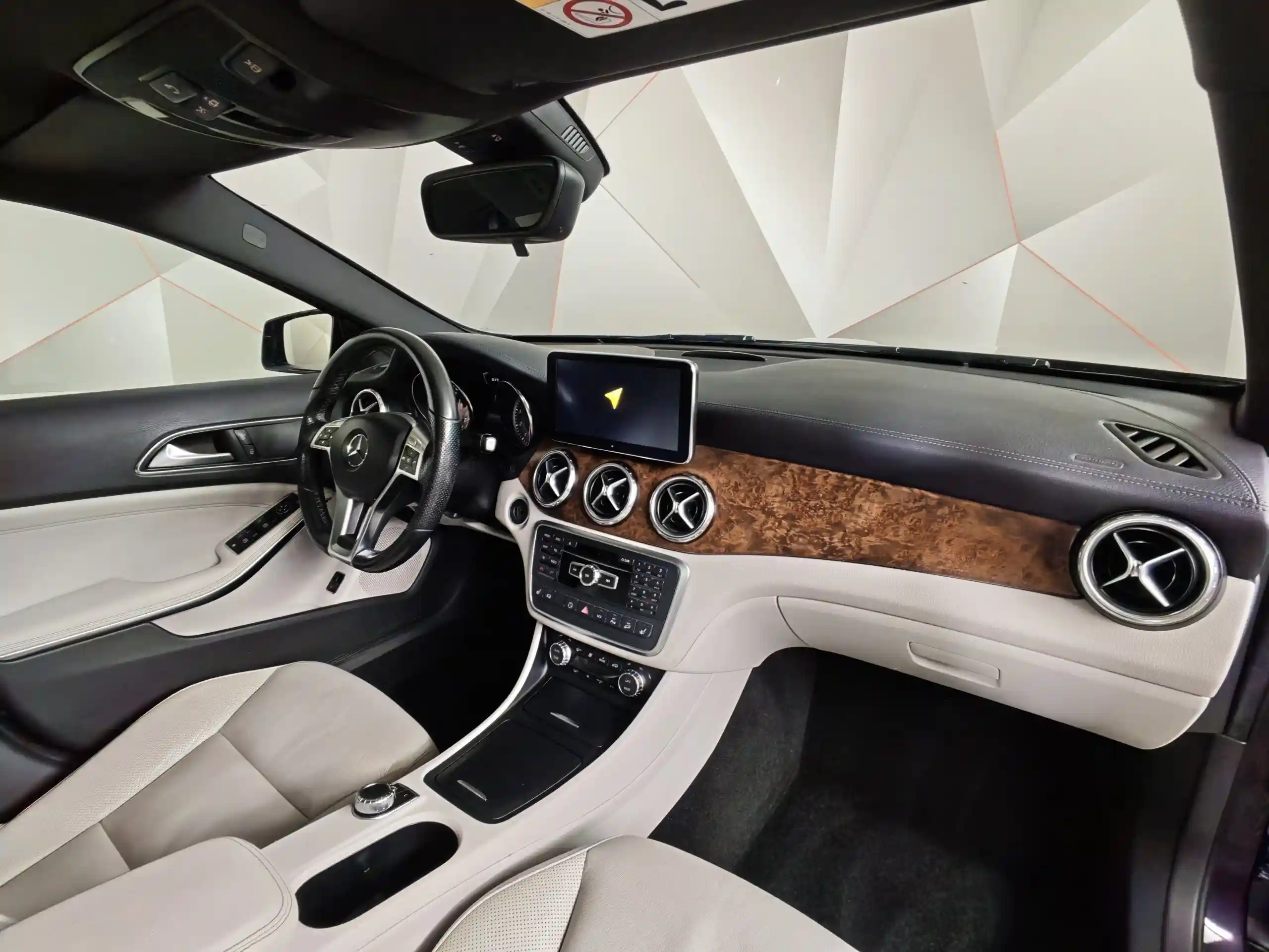 Mercedes-Benz GLA 2014