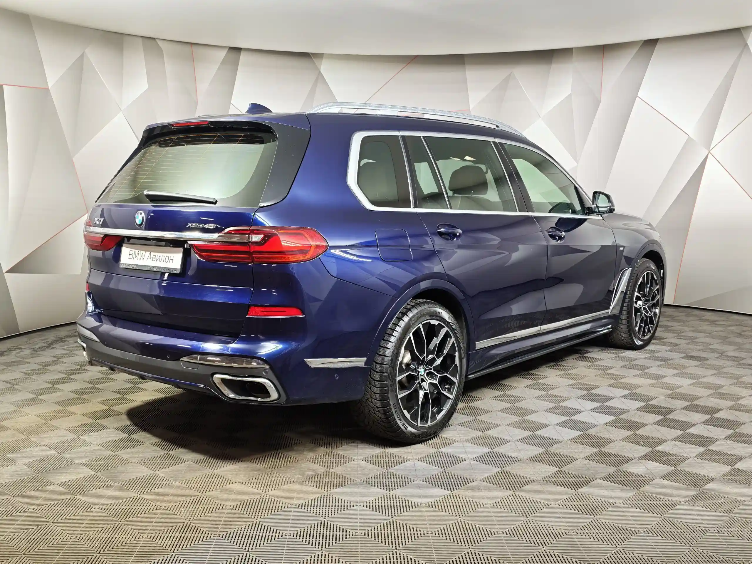 BMW X7 2021