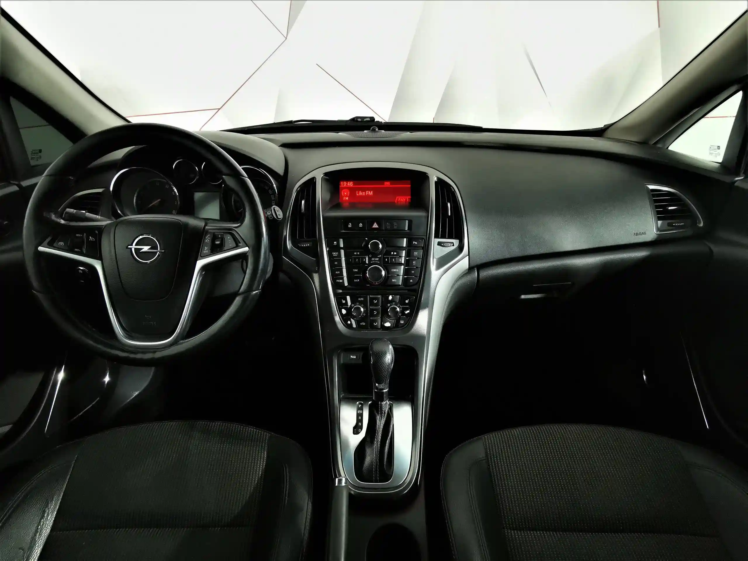 Opel Astra 2012