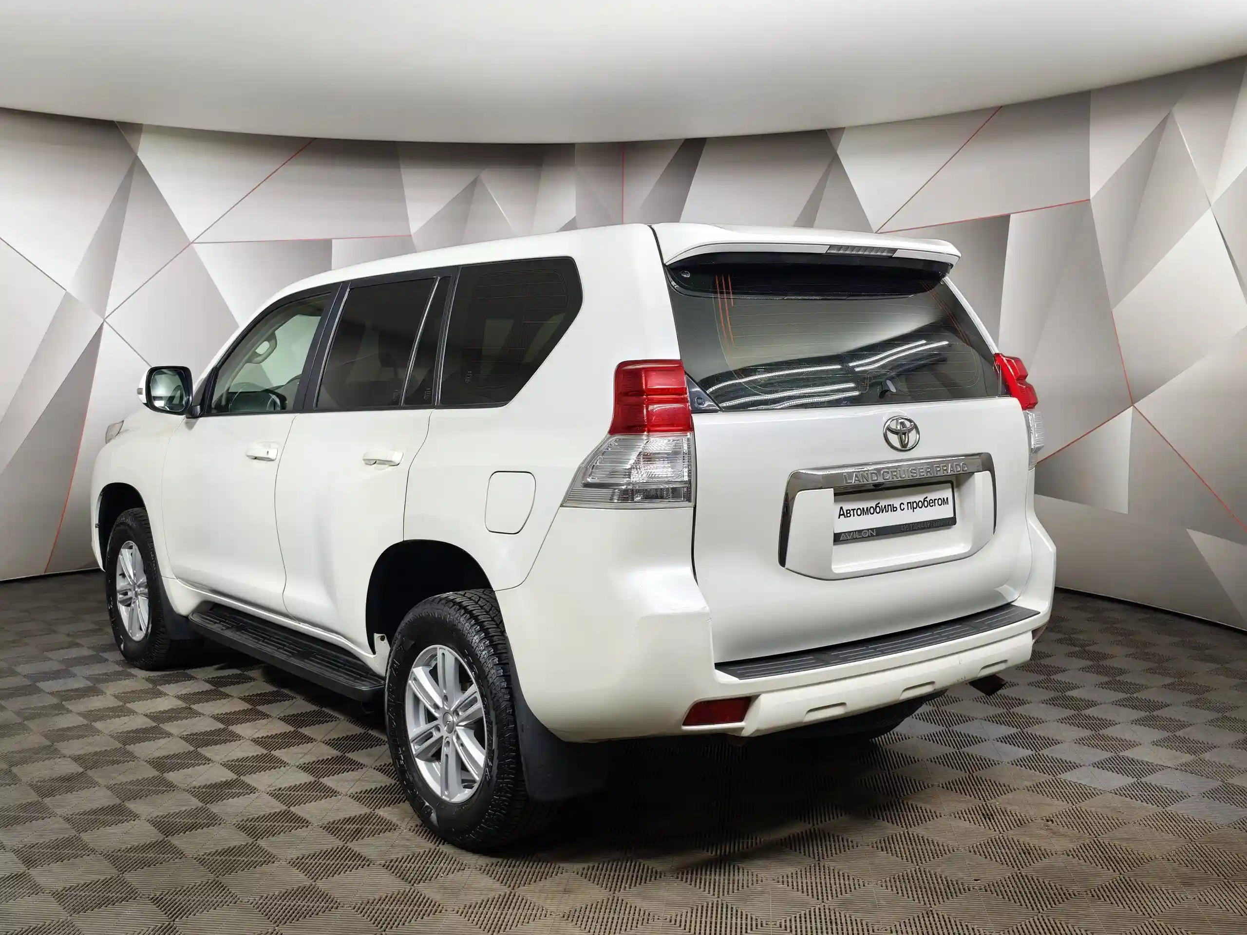 Toyota Land Cruiser Prado 2013