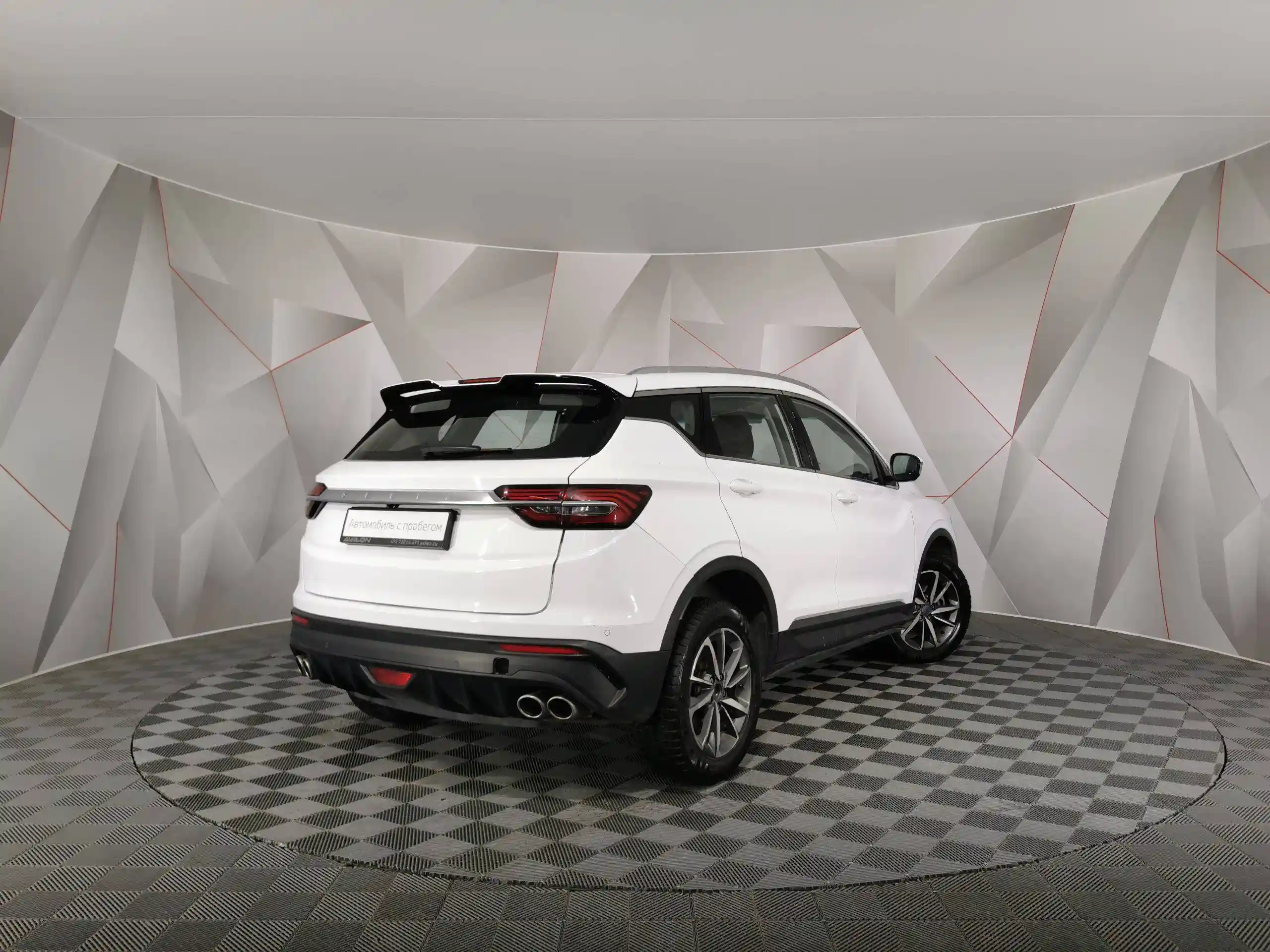 Geely Coolray 2022