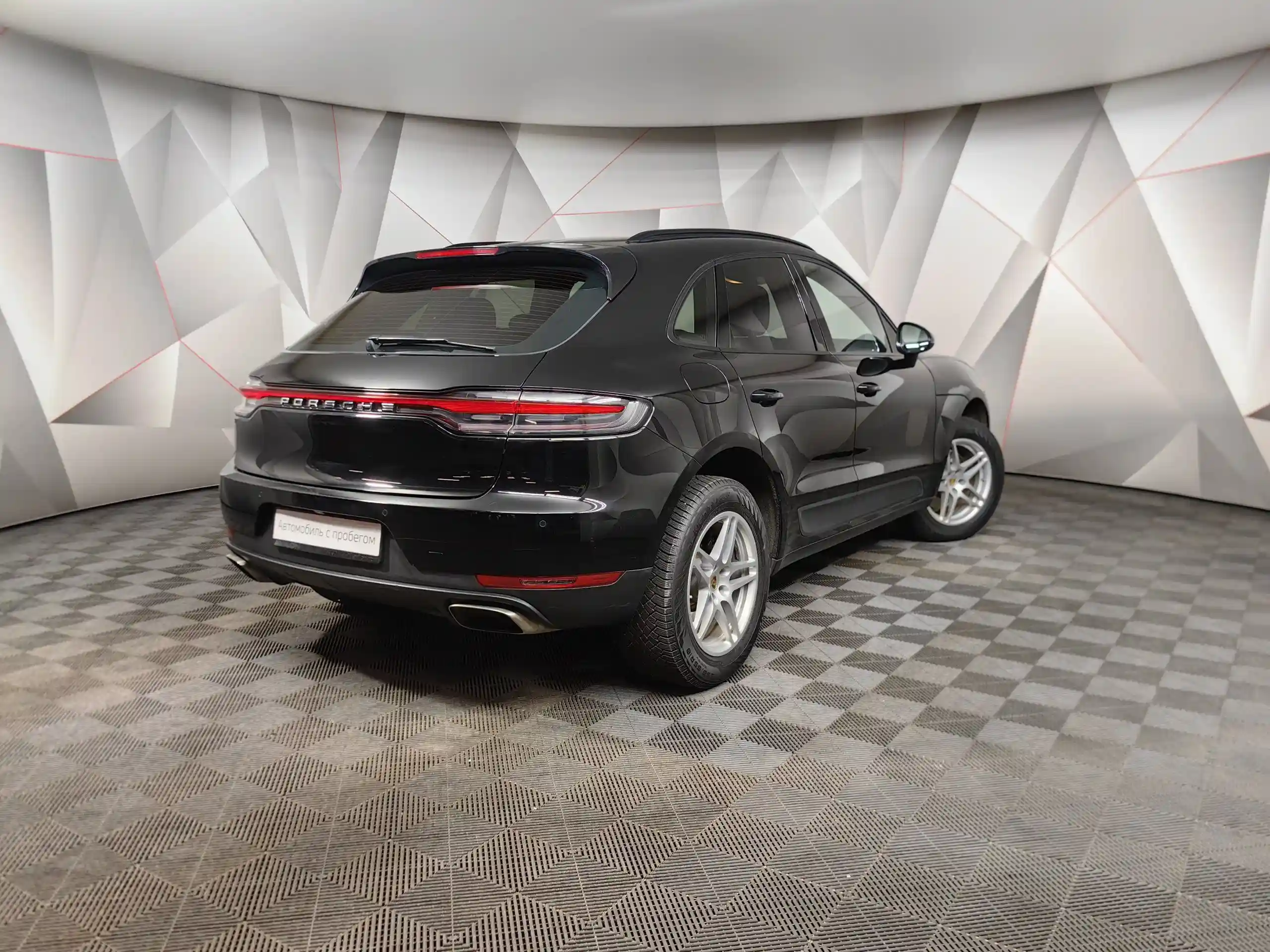 Porsche Macan 2021