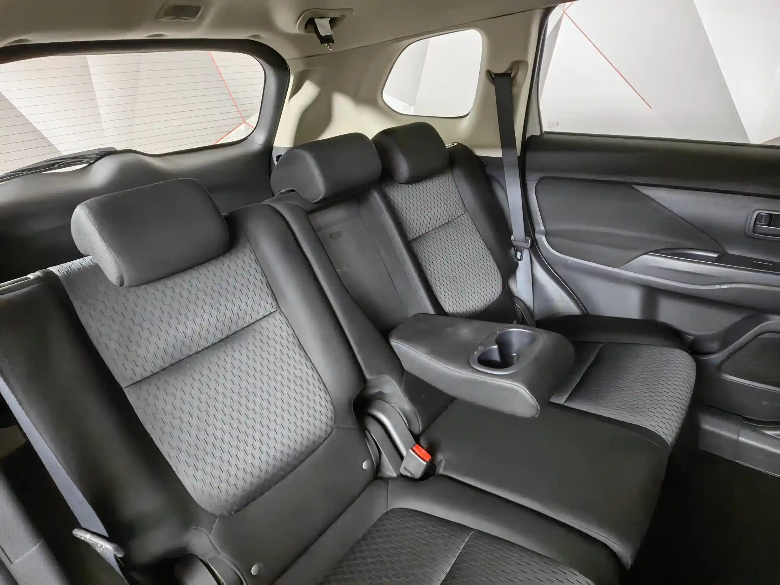 Mitsubishi Outlander 2014