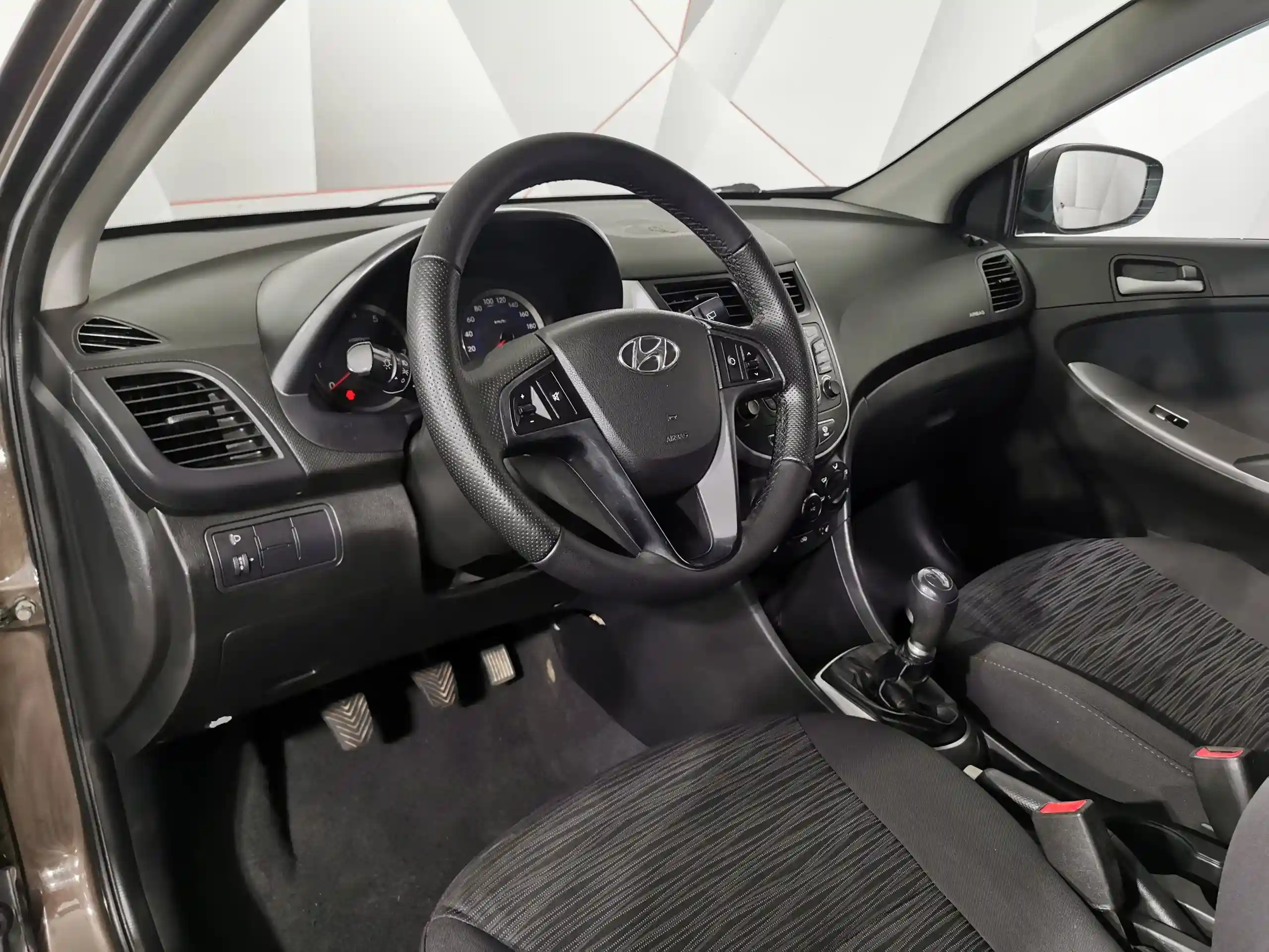 Hyundai Solaris 2015