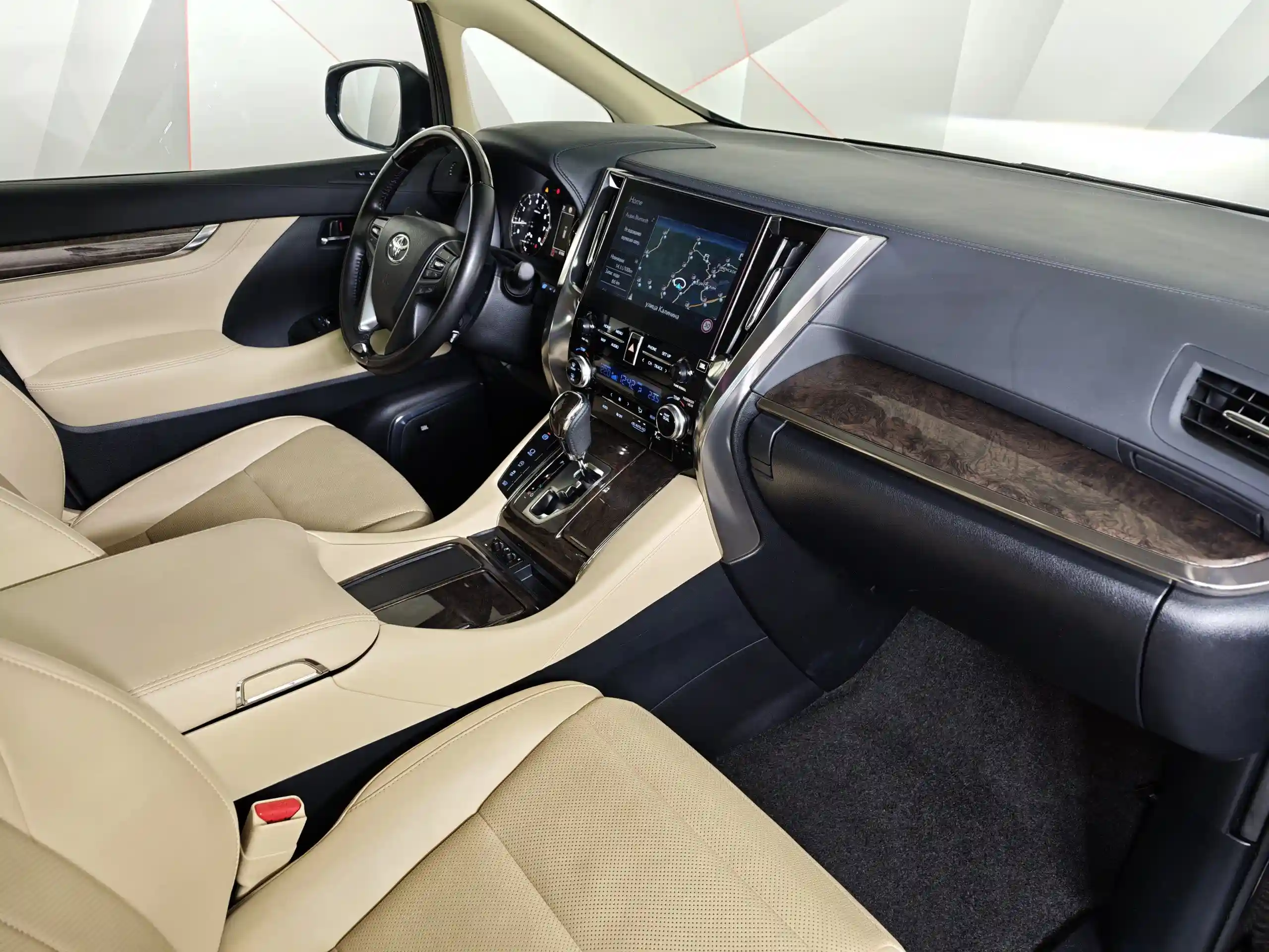 Toyota Alphard 2021
