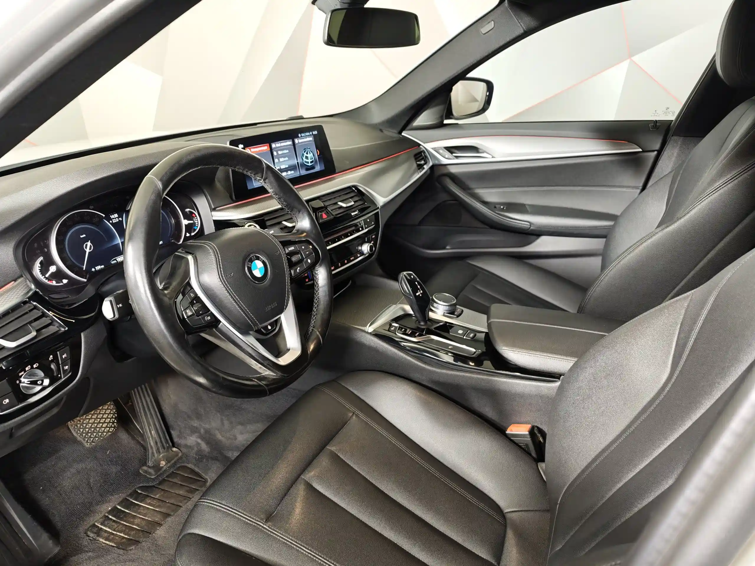 BMW 5 серия 2017