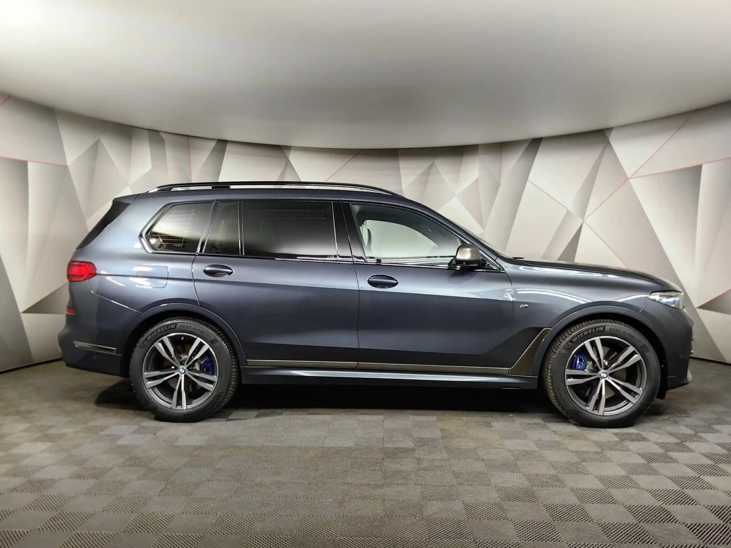 BMW X7 2019
