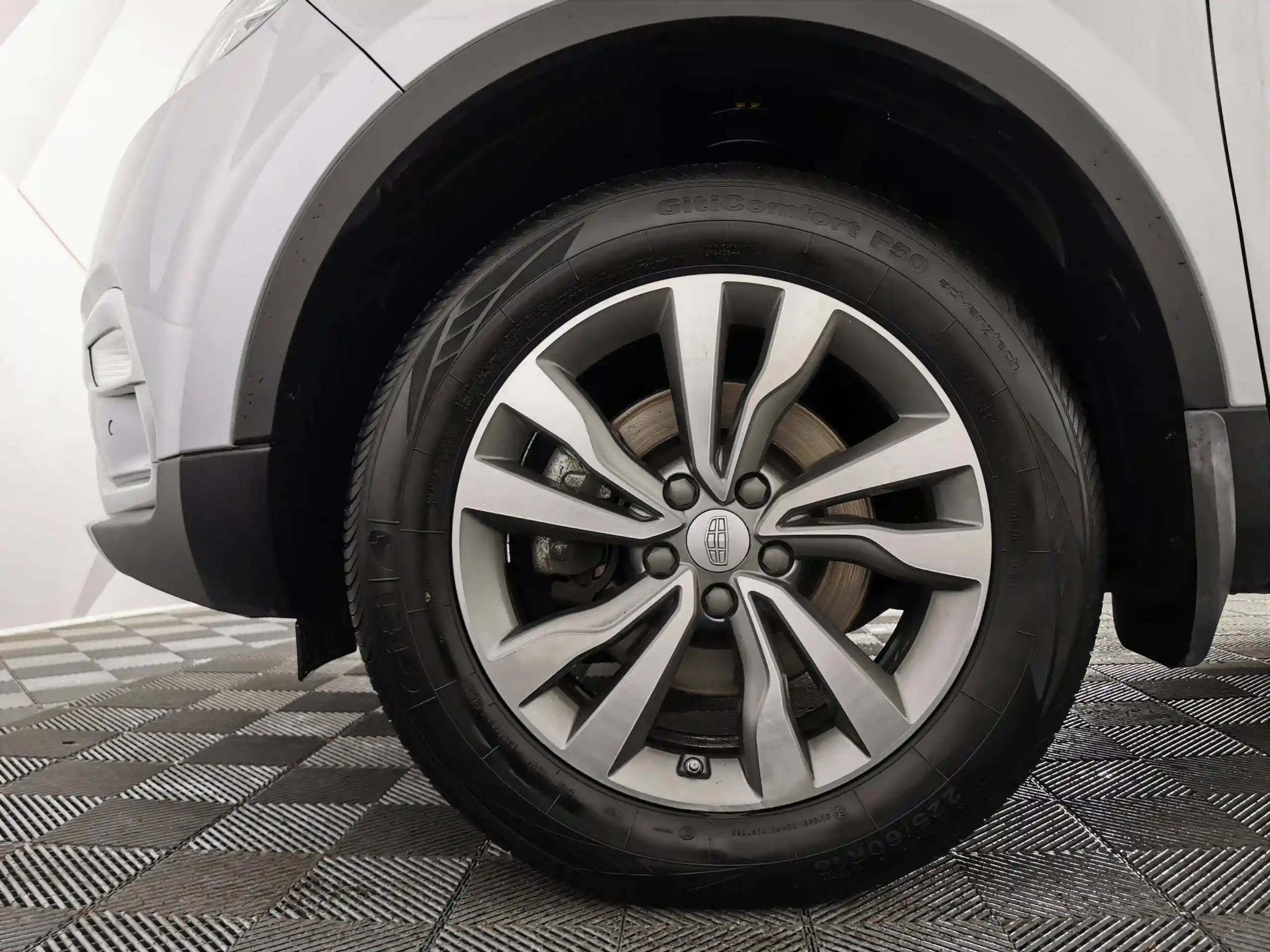 Geely Atlas 2021