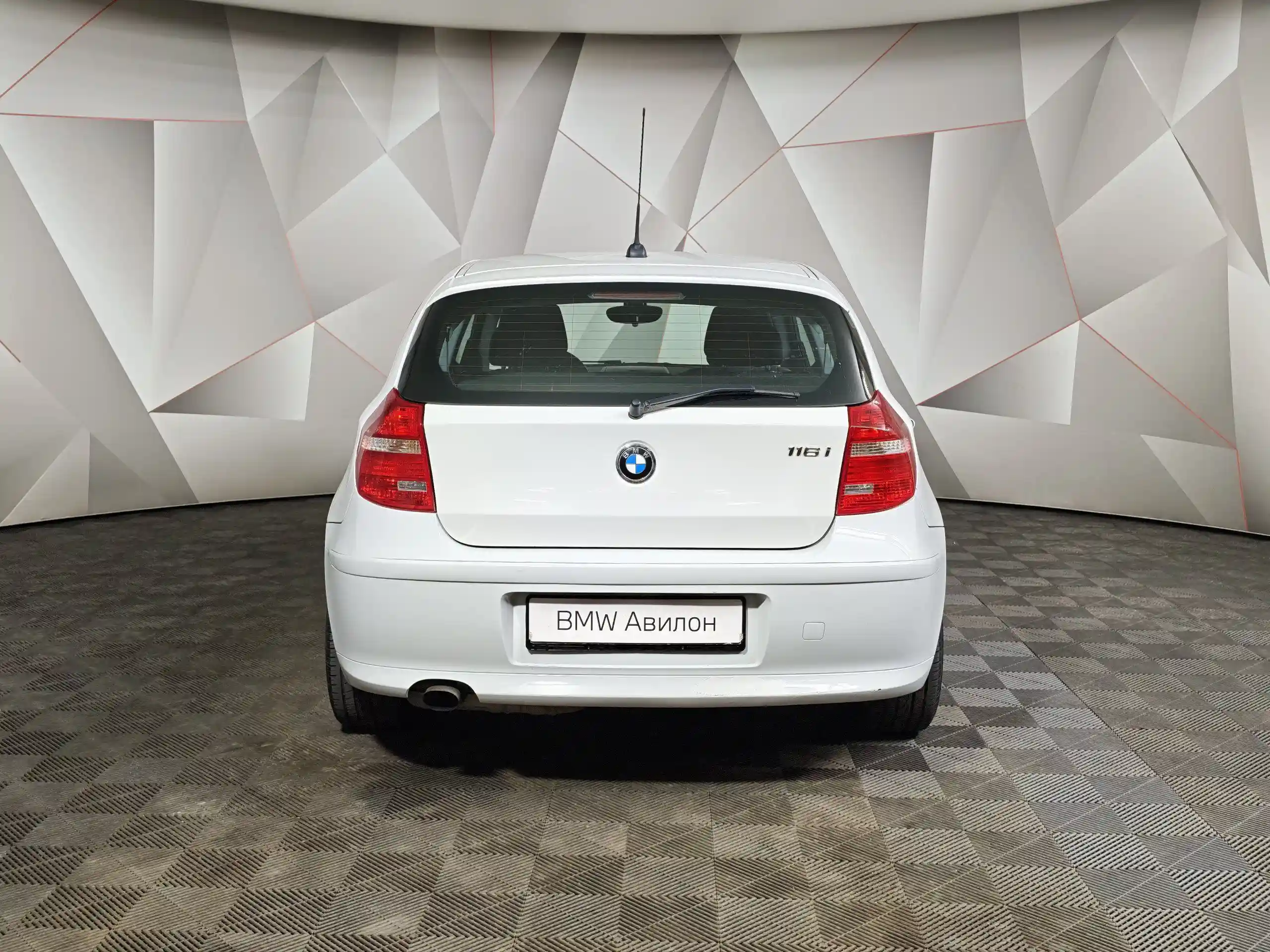 BMW 1 серия 2010