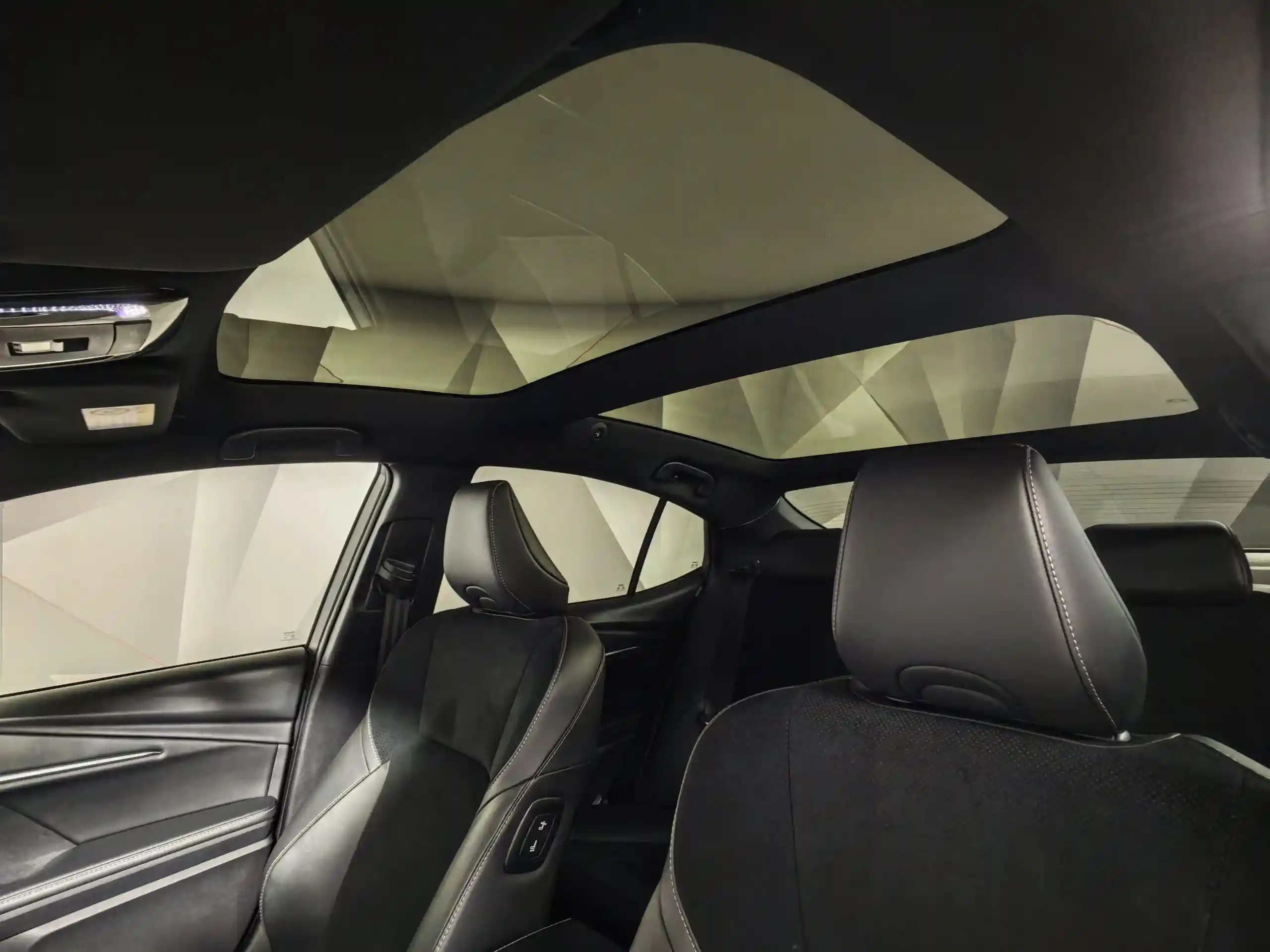 Toyota Camry 2025