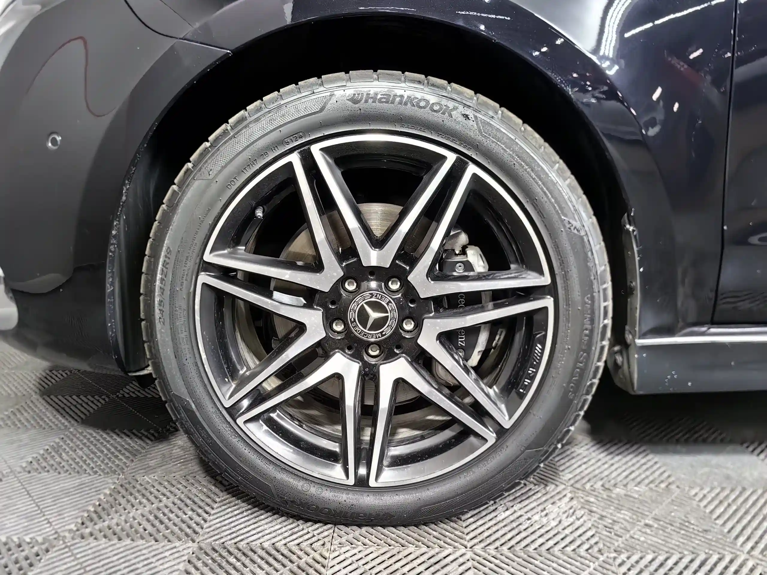 Mercedes-Benz V-Класс 2023