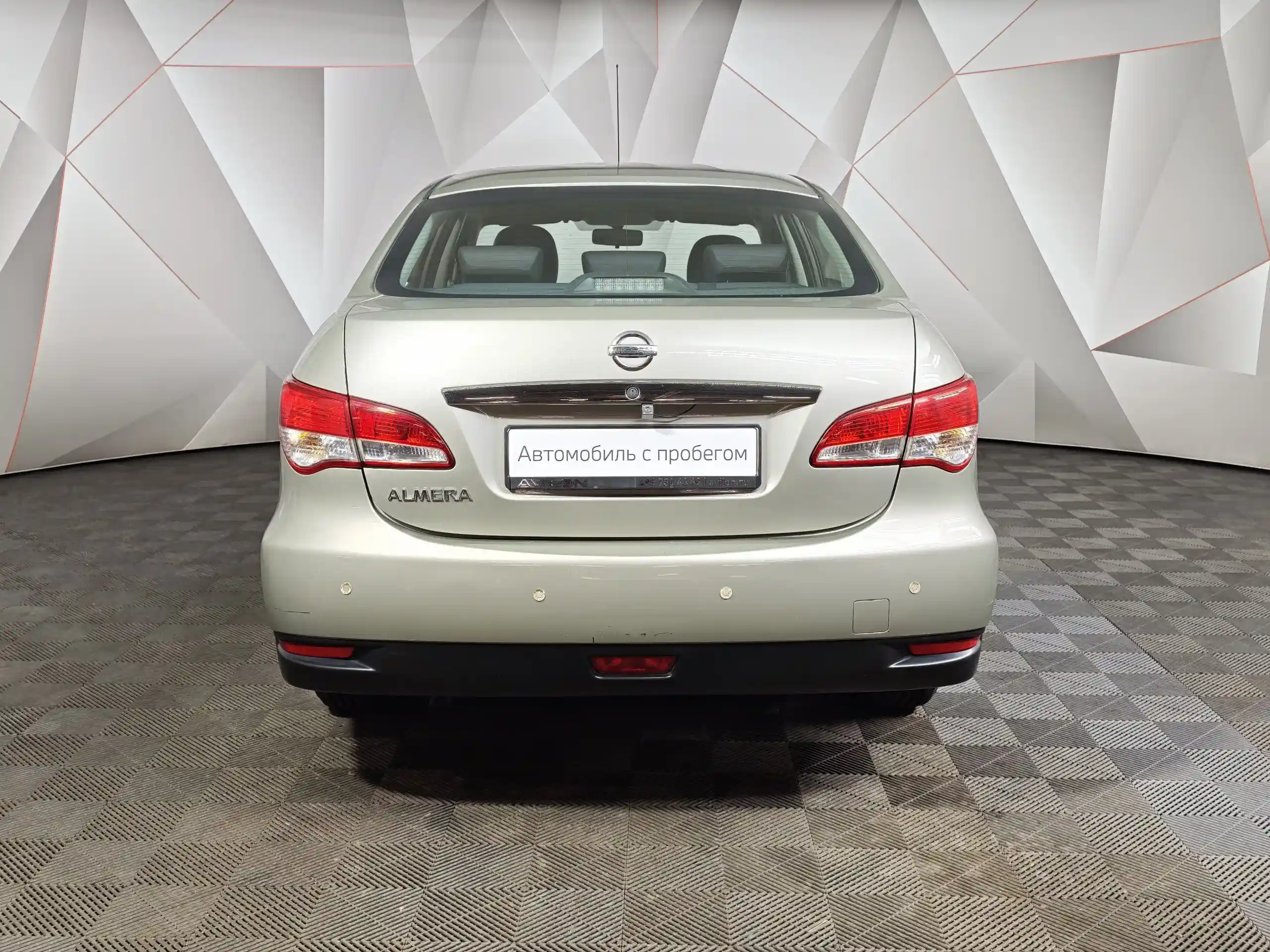 Nissan Almera 2015
