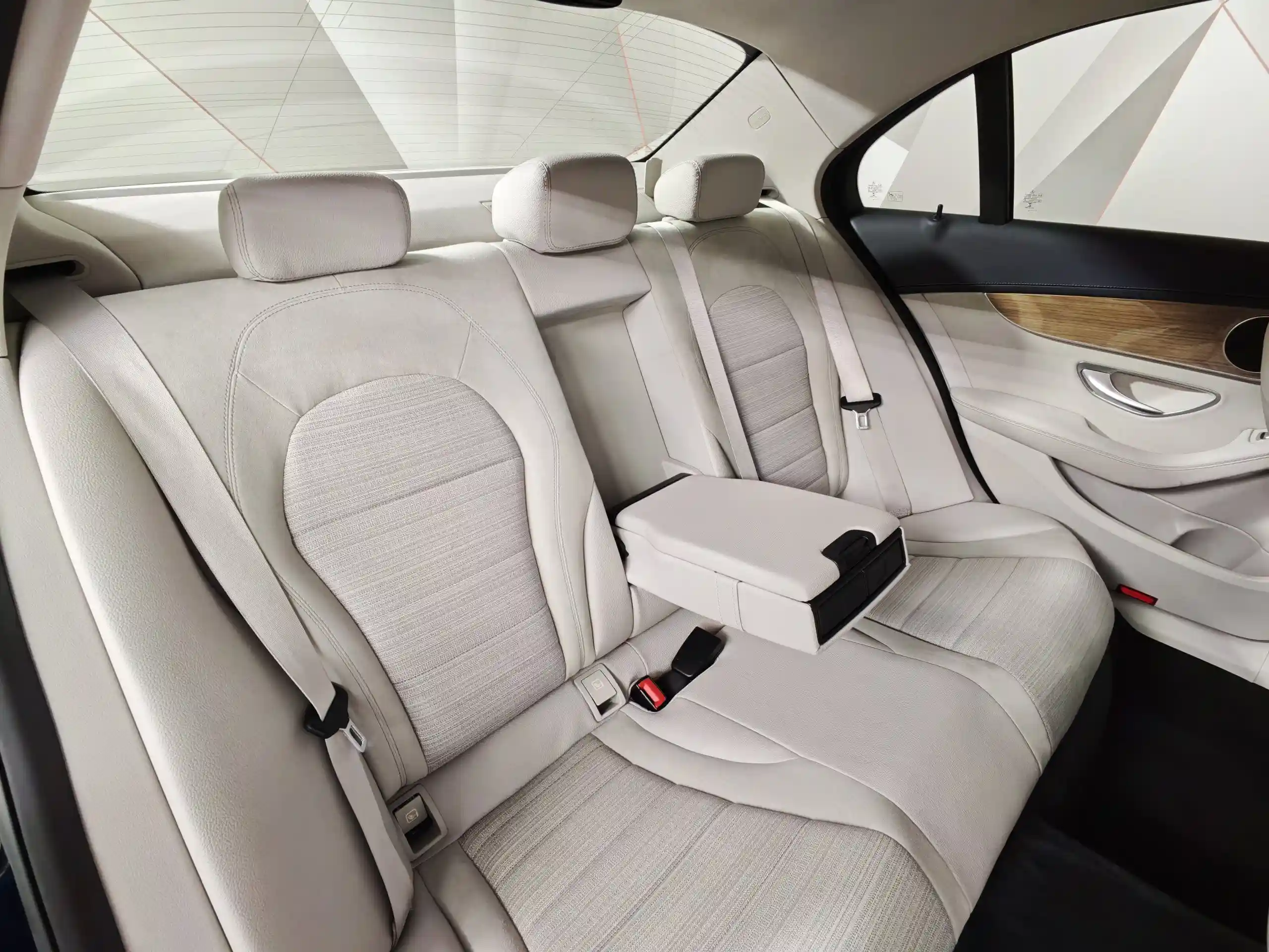 Mercedes-Benz C-Класс 2018