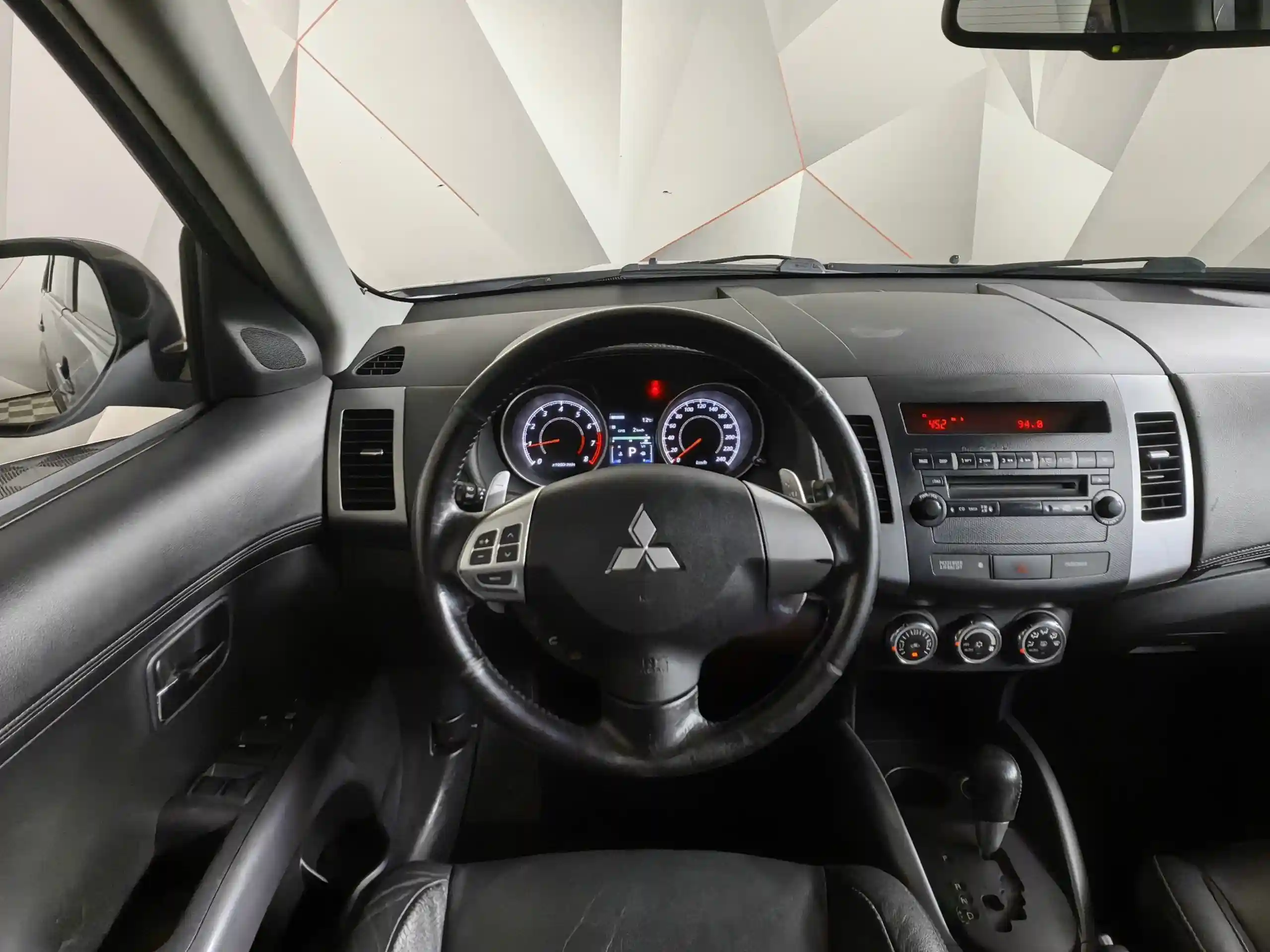 Mitsubishi Outlander 2011