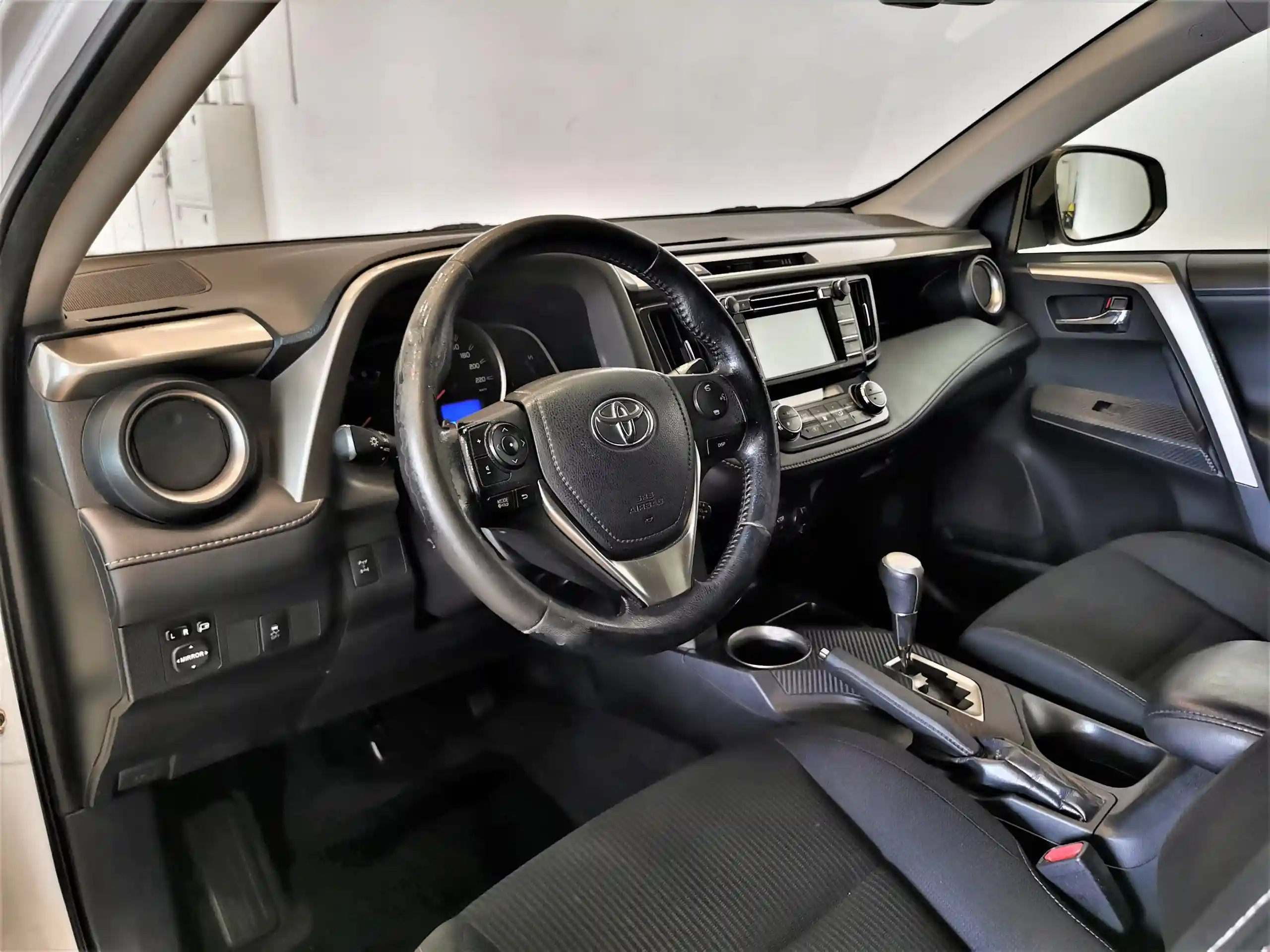 Toyota RAV4 2014