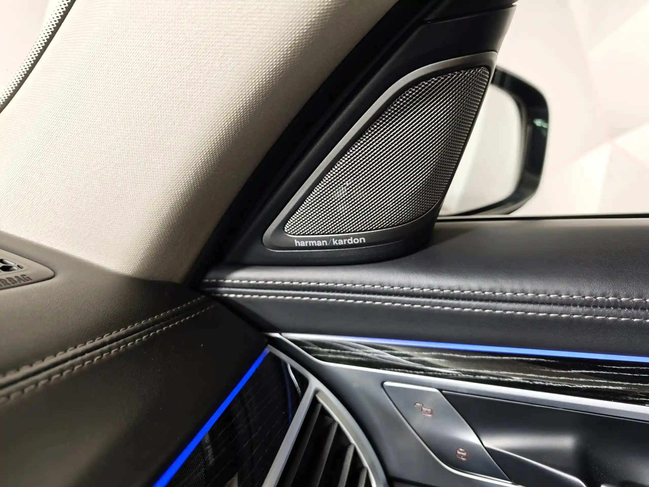 BMW 7 серия 2021