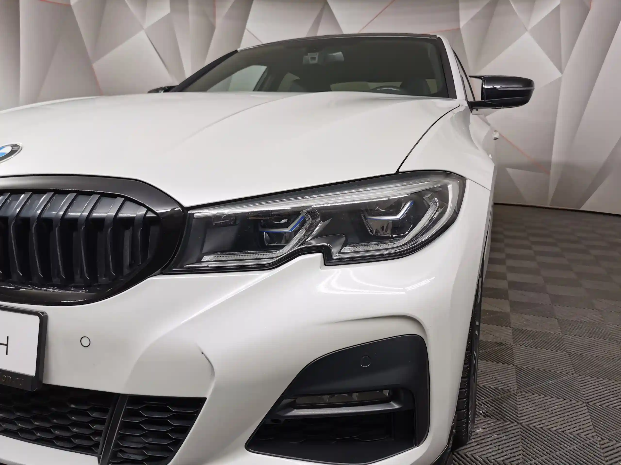 BMW 3 серия 2019