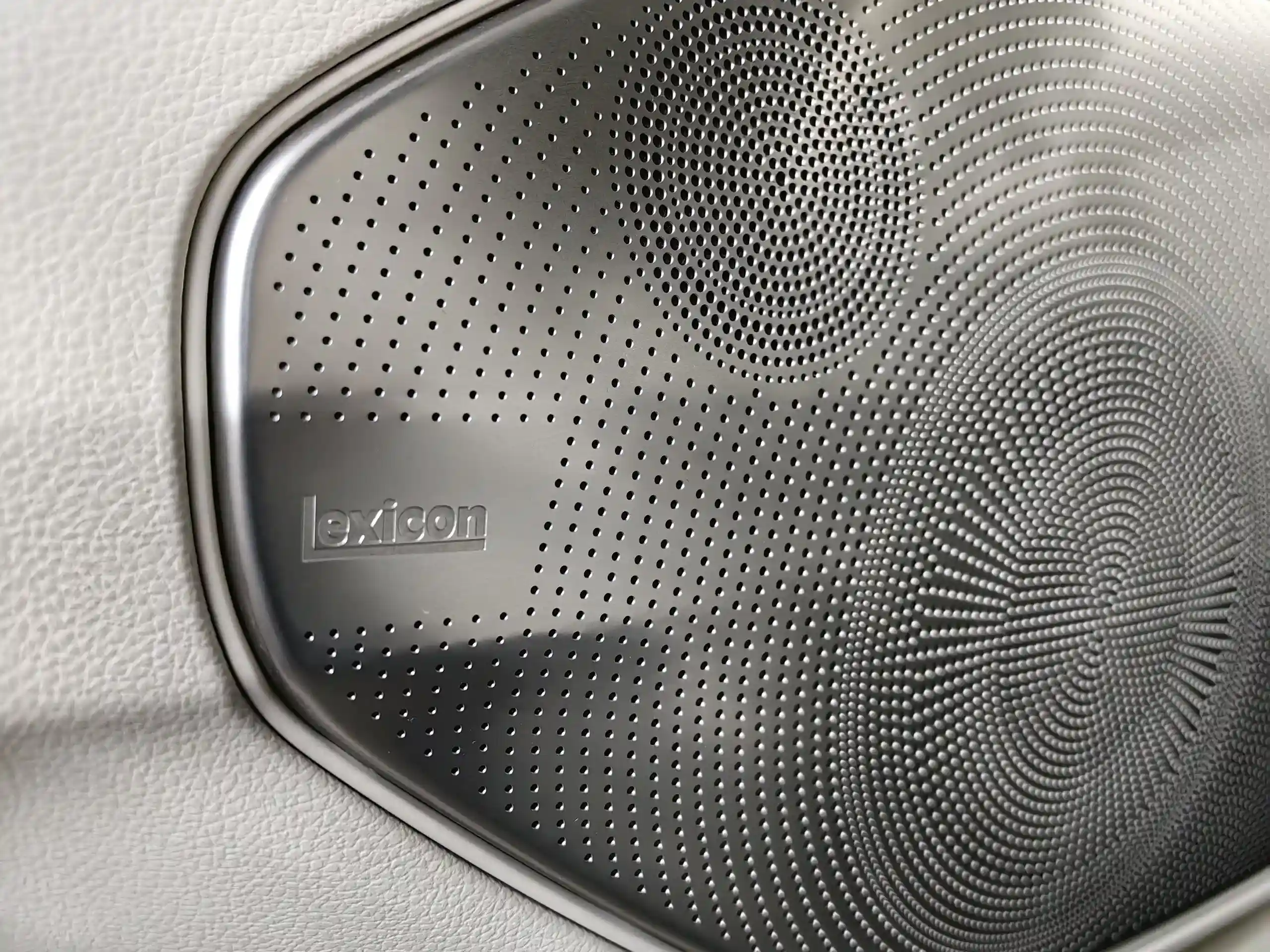 Genesis G90 2021