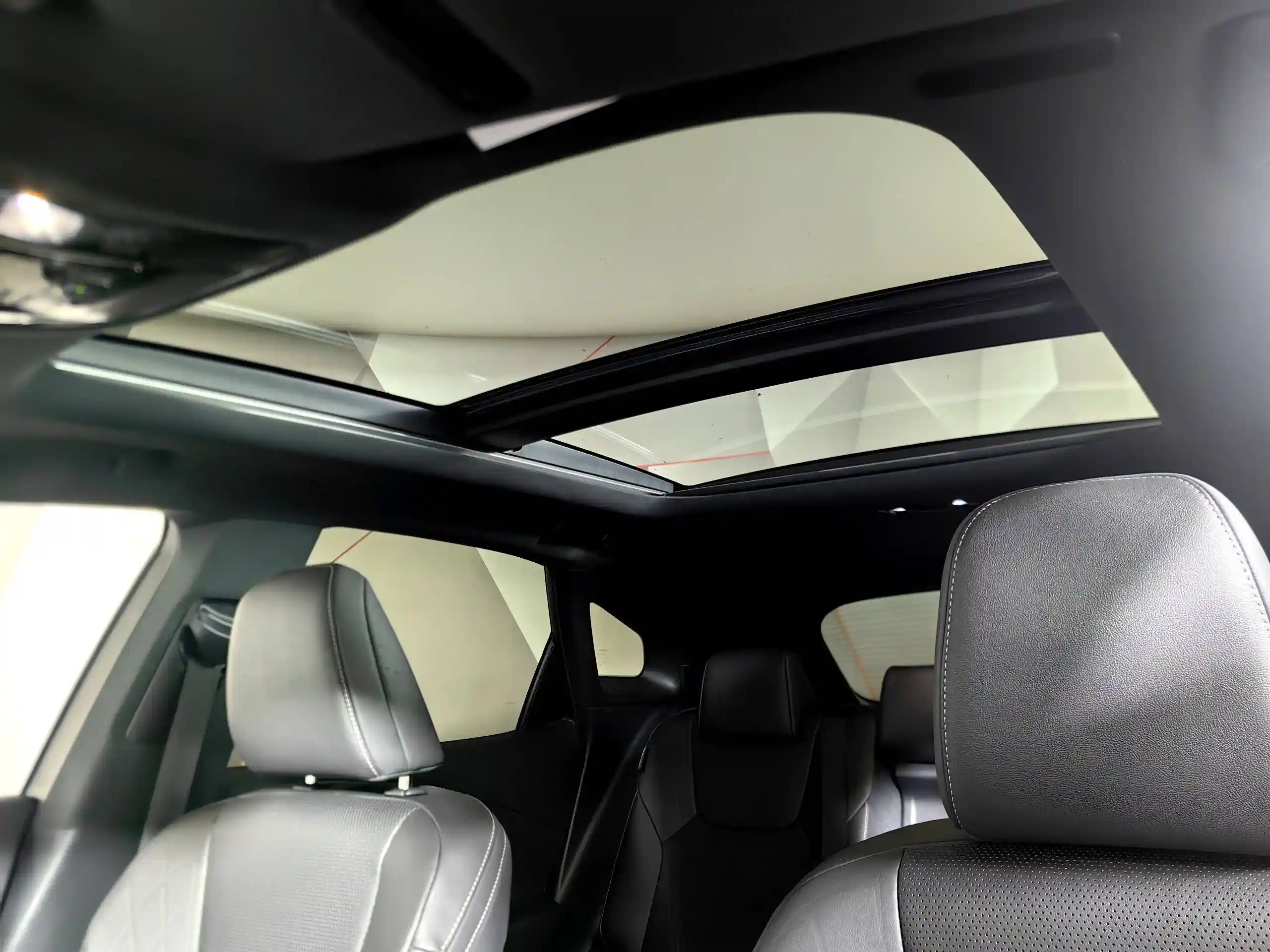 Lexus RX 2023
