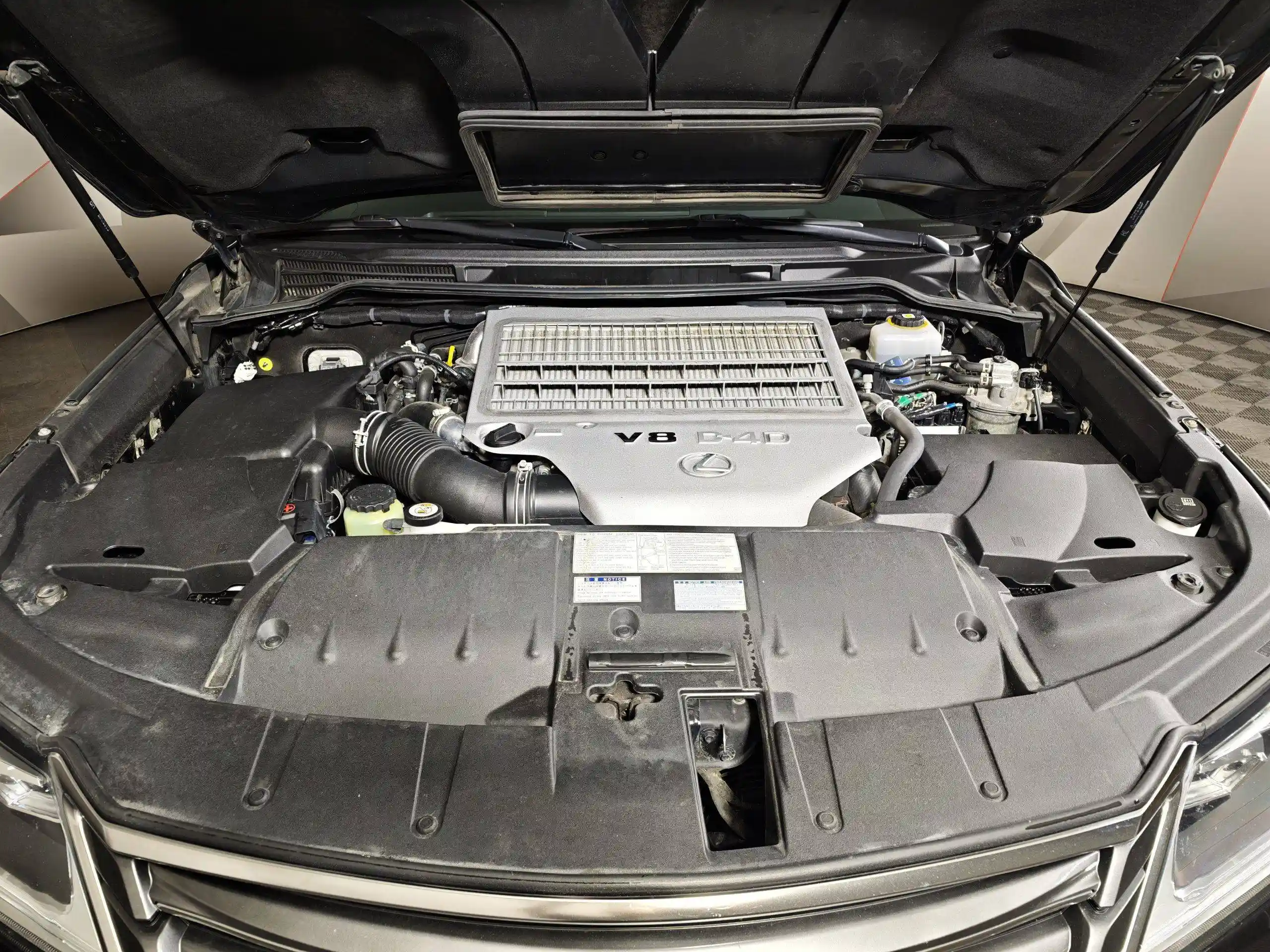Lexus LX 2020