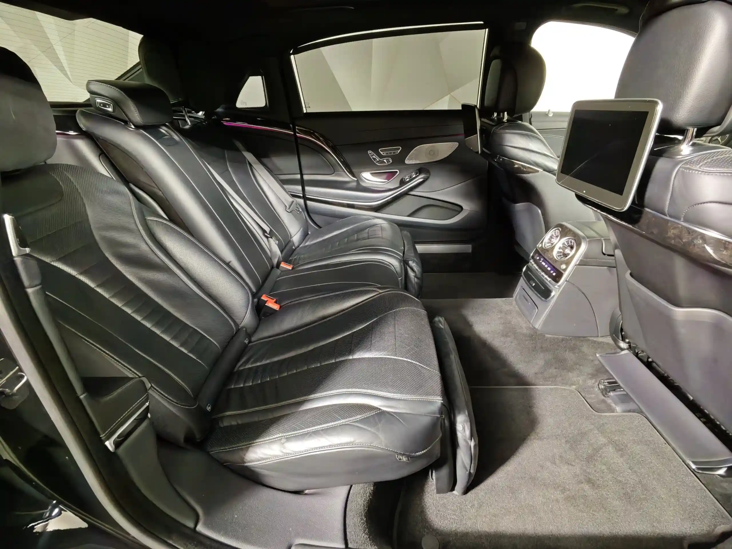 Mercedes-Benz S-Класс 2018