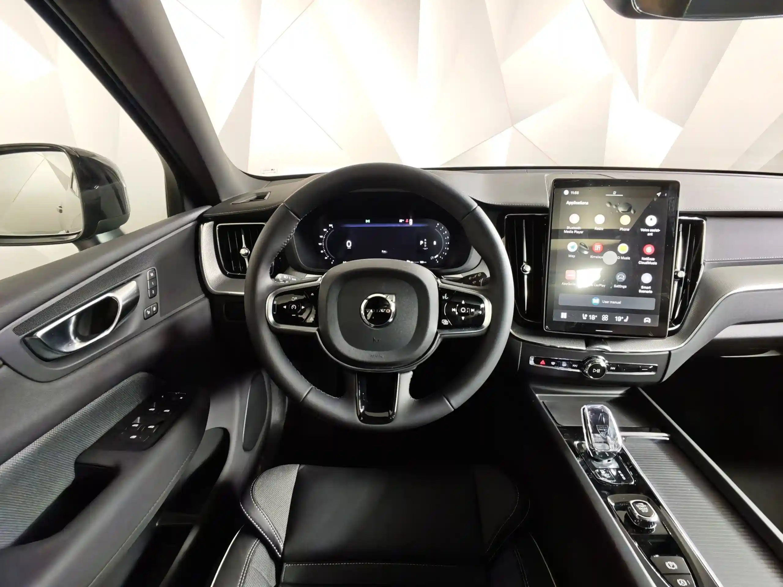 Volvo XC60 2025