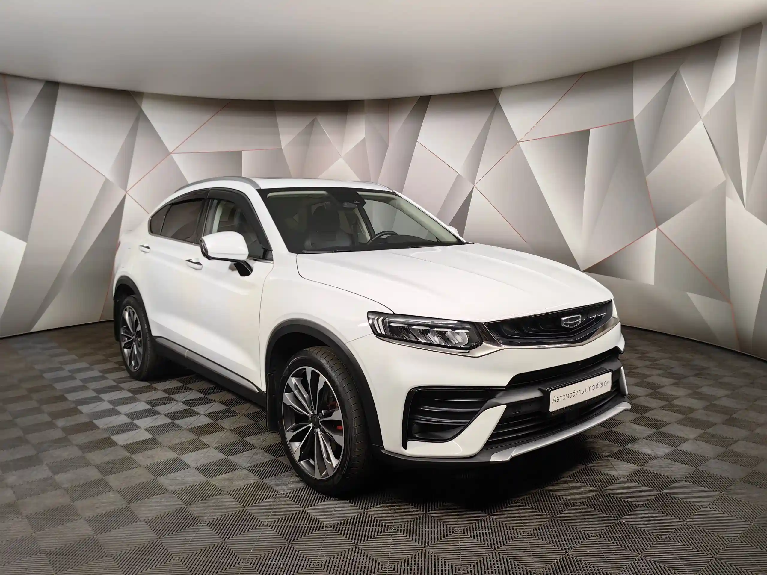 Geely Tugella 2022