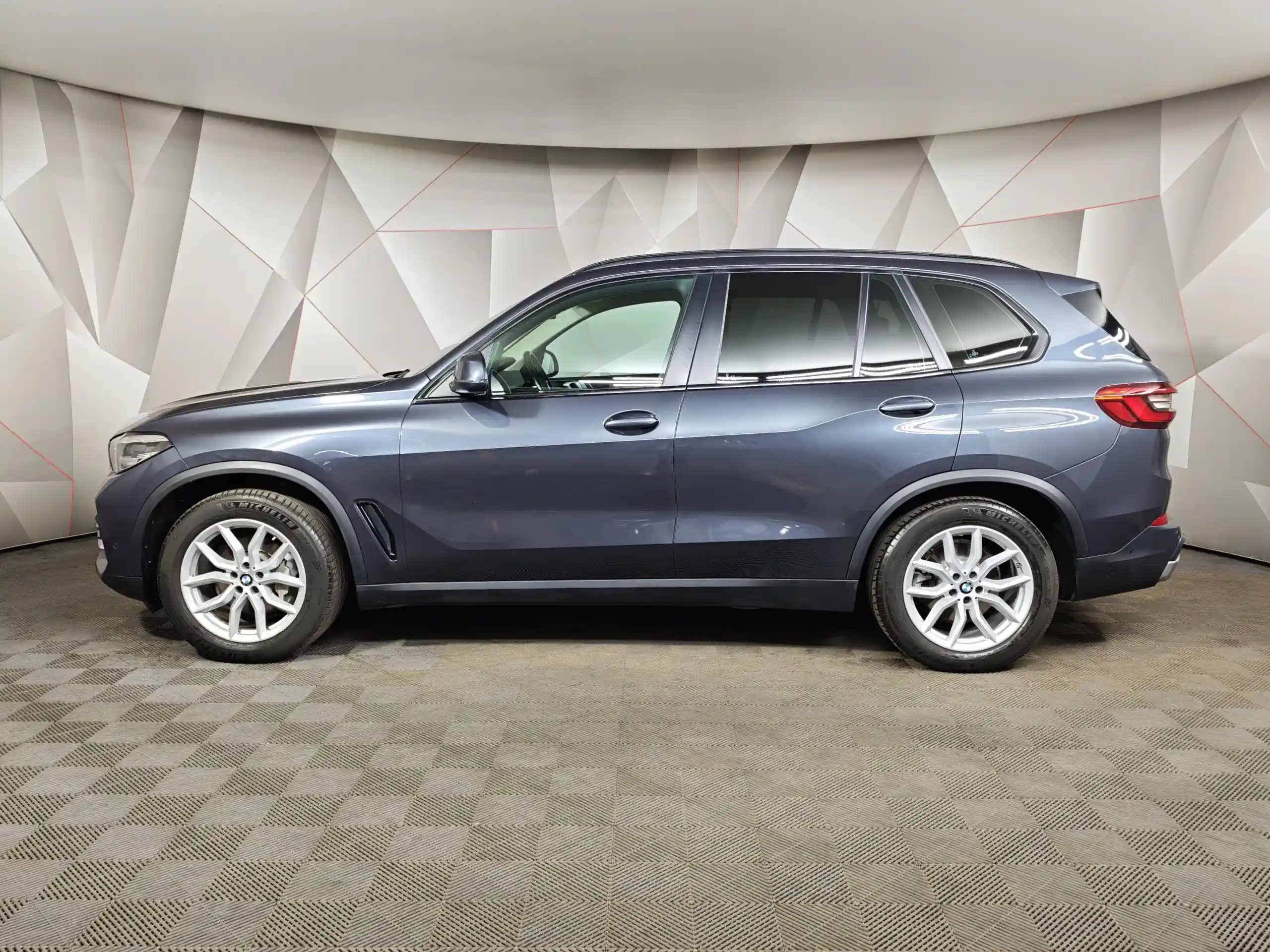 BMW X5 2019