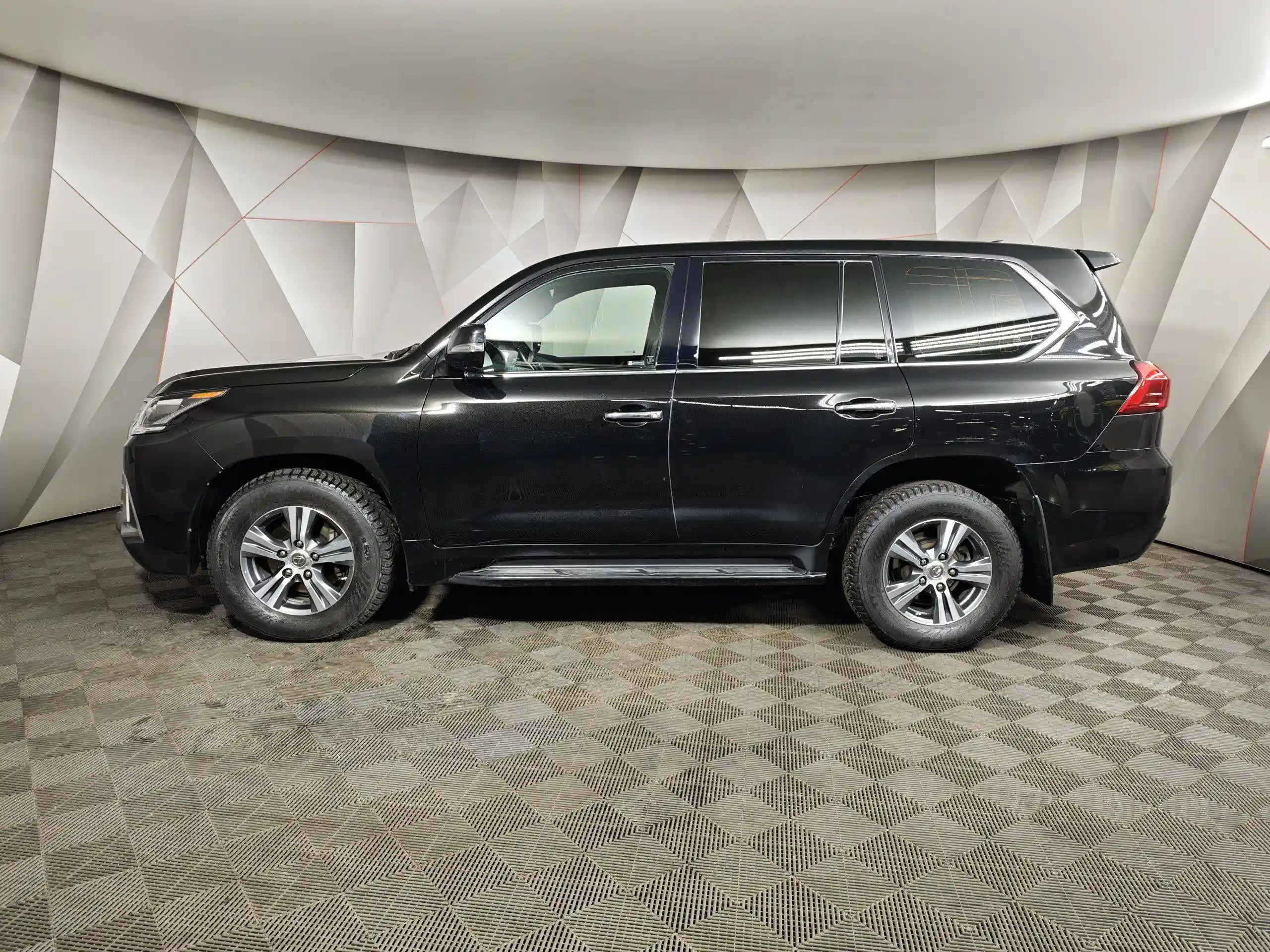 Lexus LX 2020