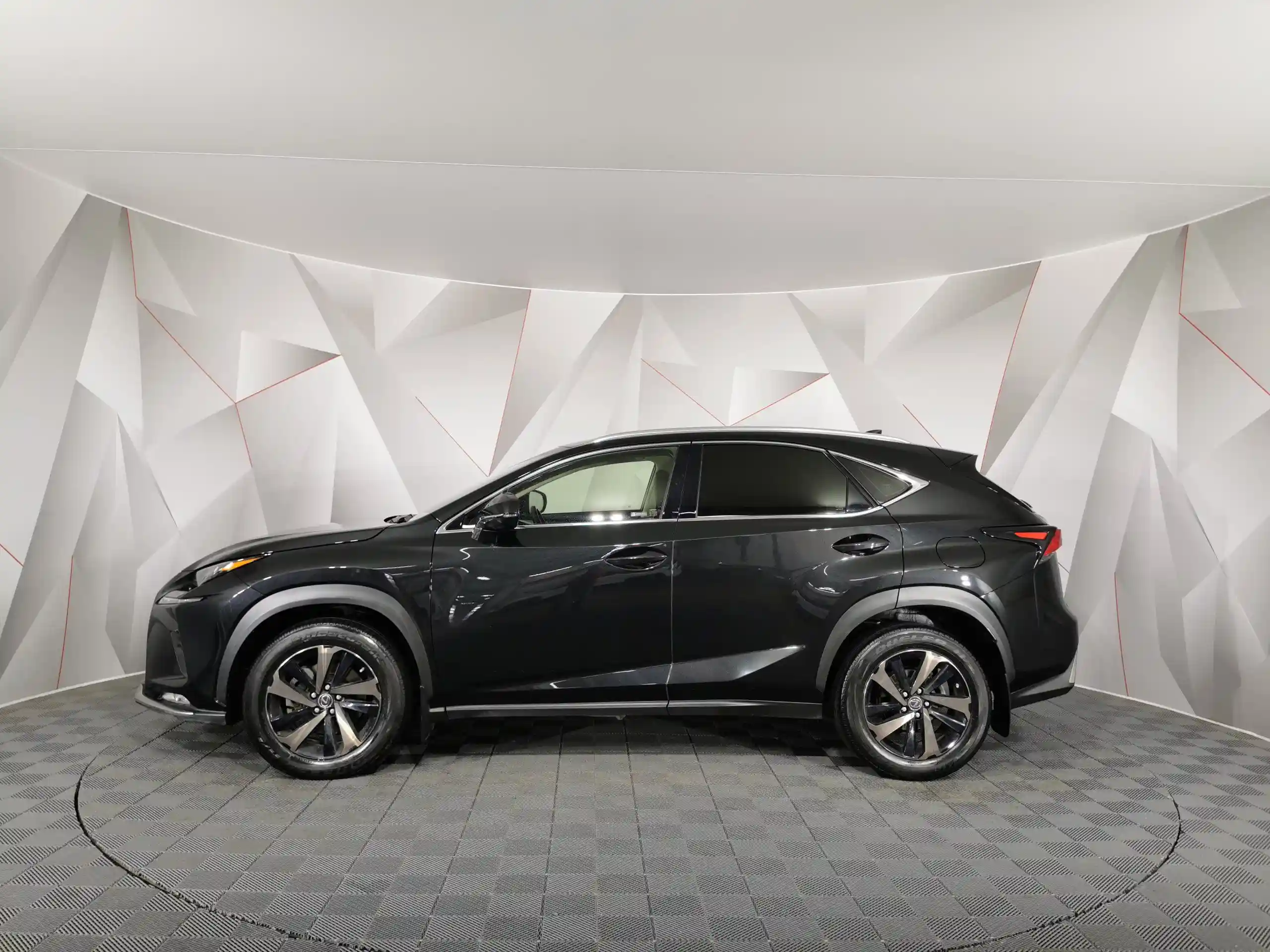 Lexus NX 2021