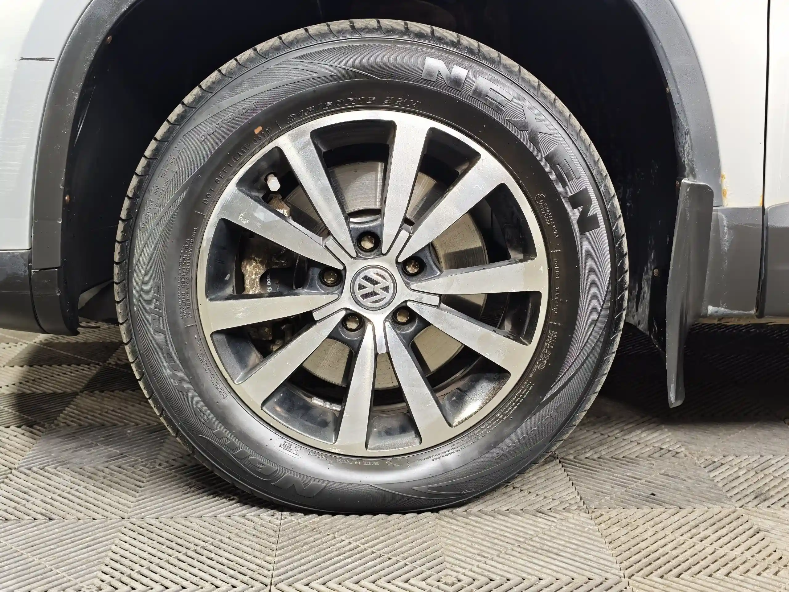 Volkswagen Tiguan 2012