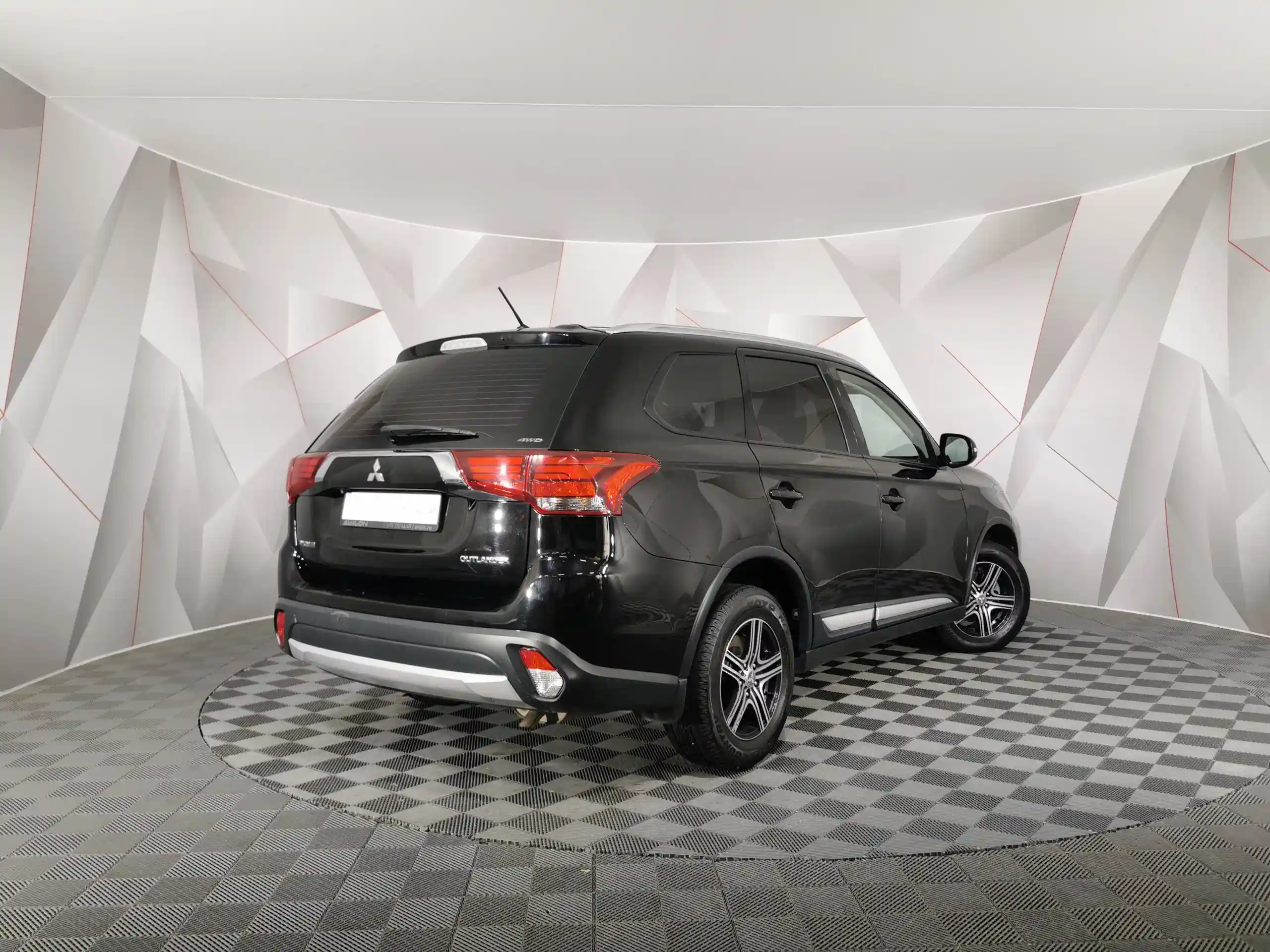 Mitsubishi Outlander 2016