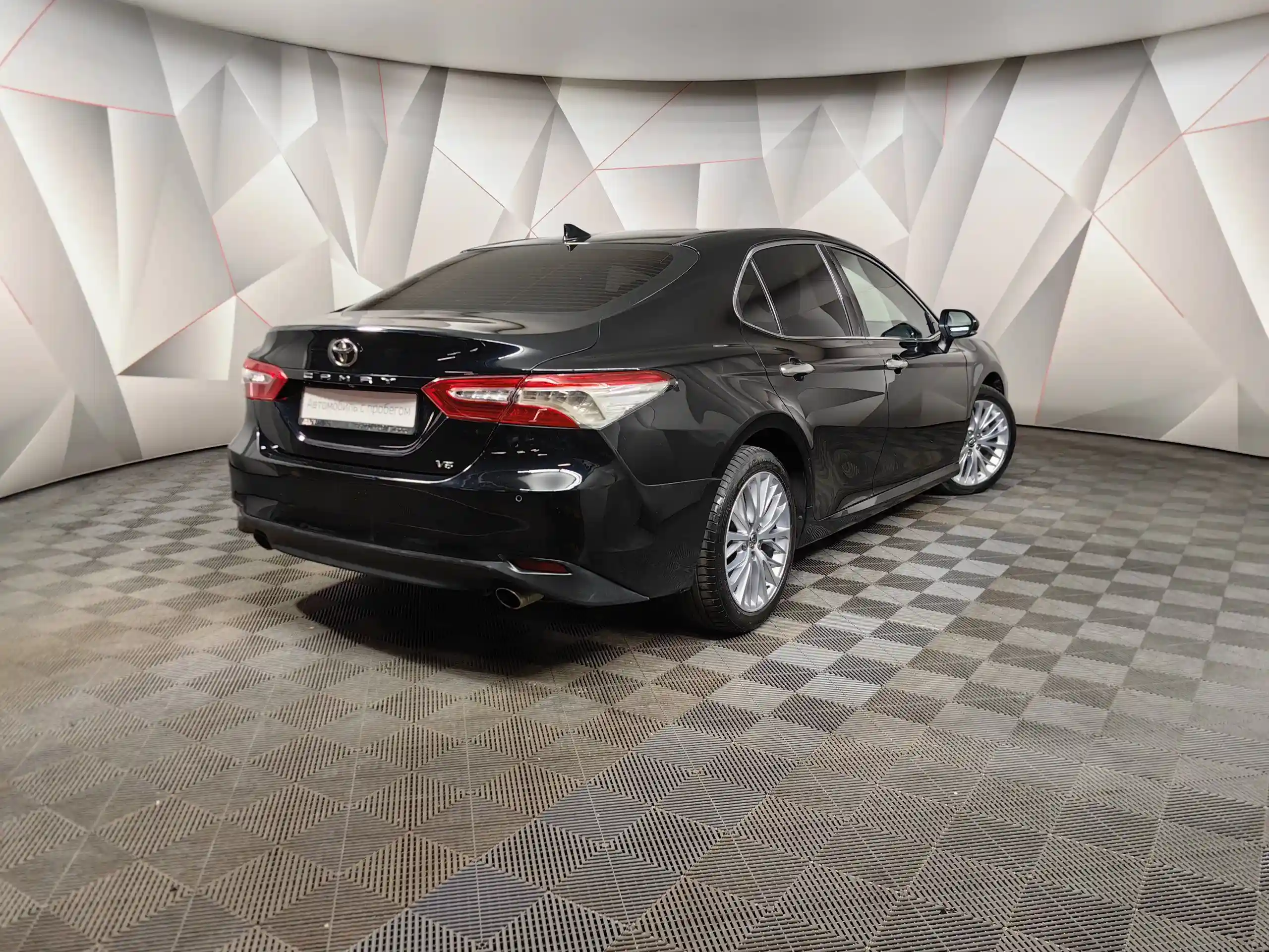 Toyota Camry 2019