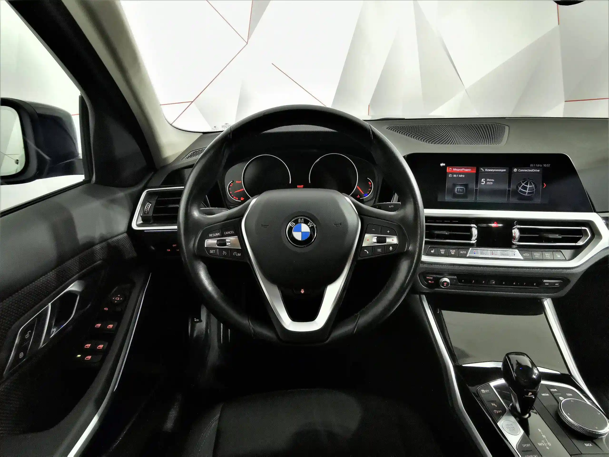 BMW 3 серия 2019