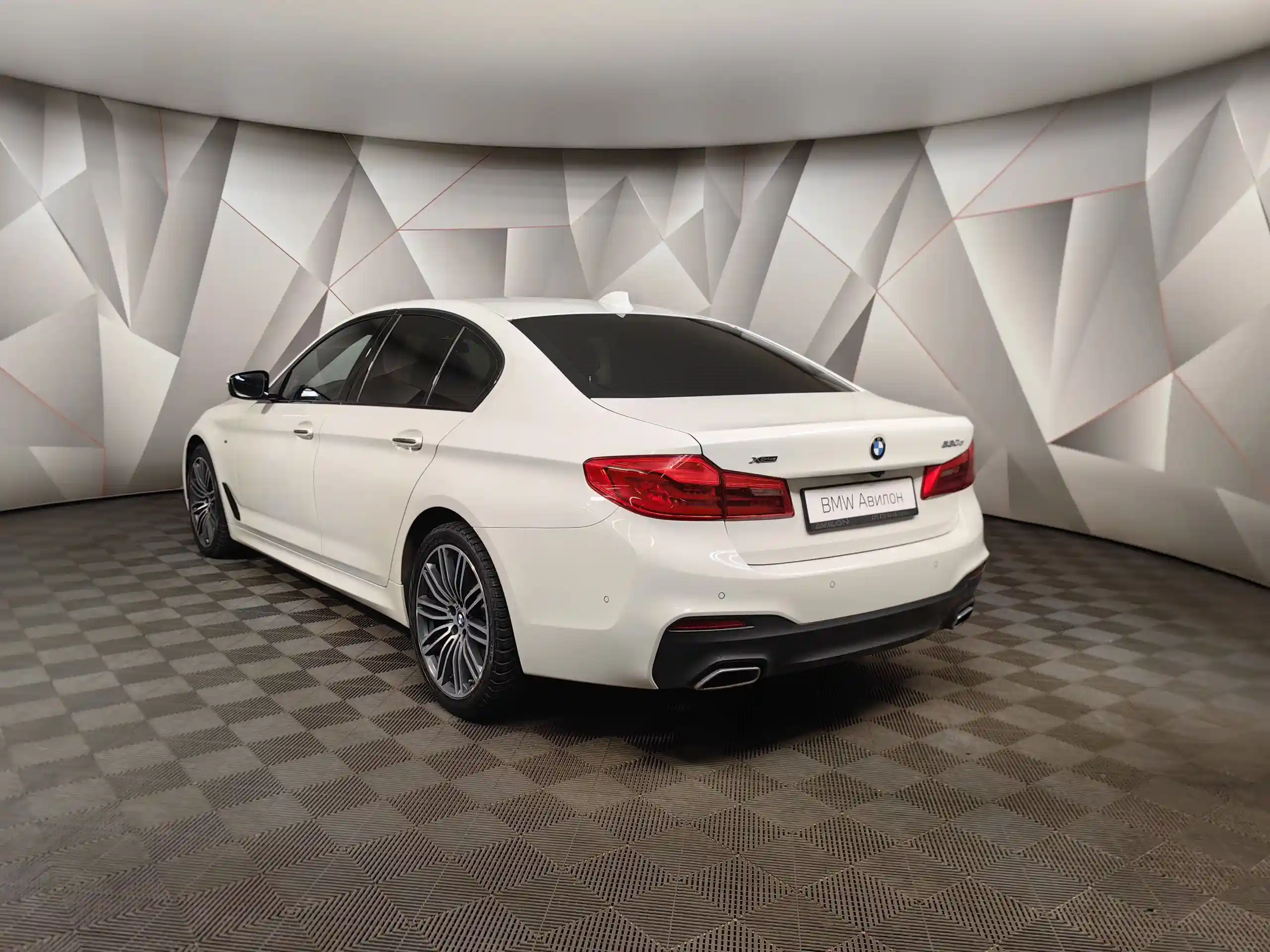 BMW 5 серия 2018