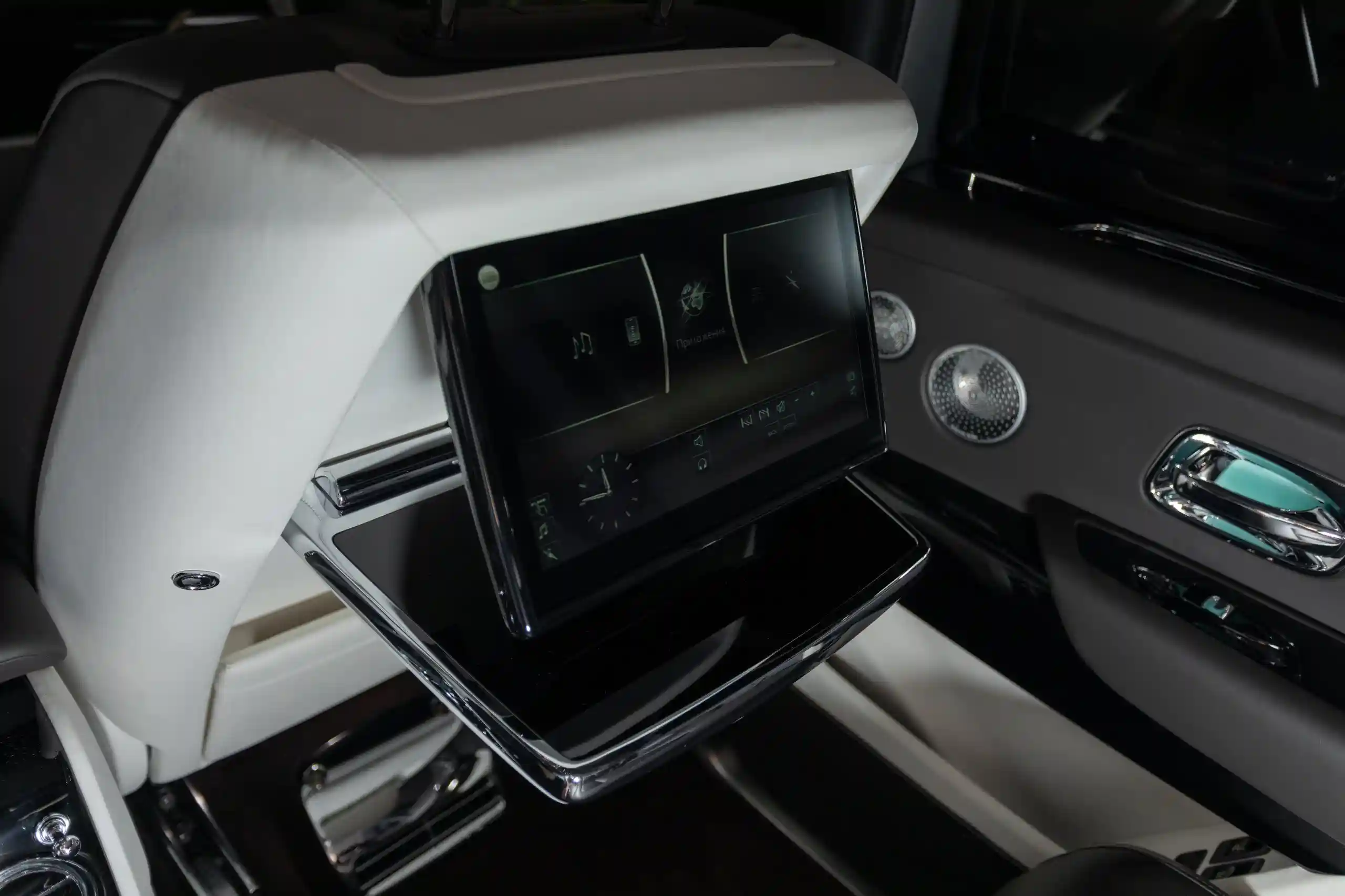 Rolls-Royce Cullinan 2021