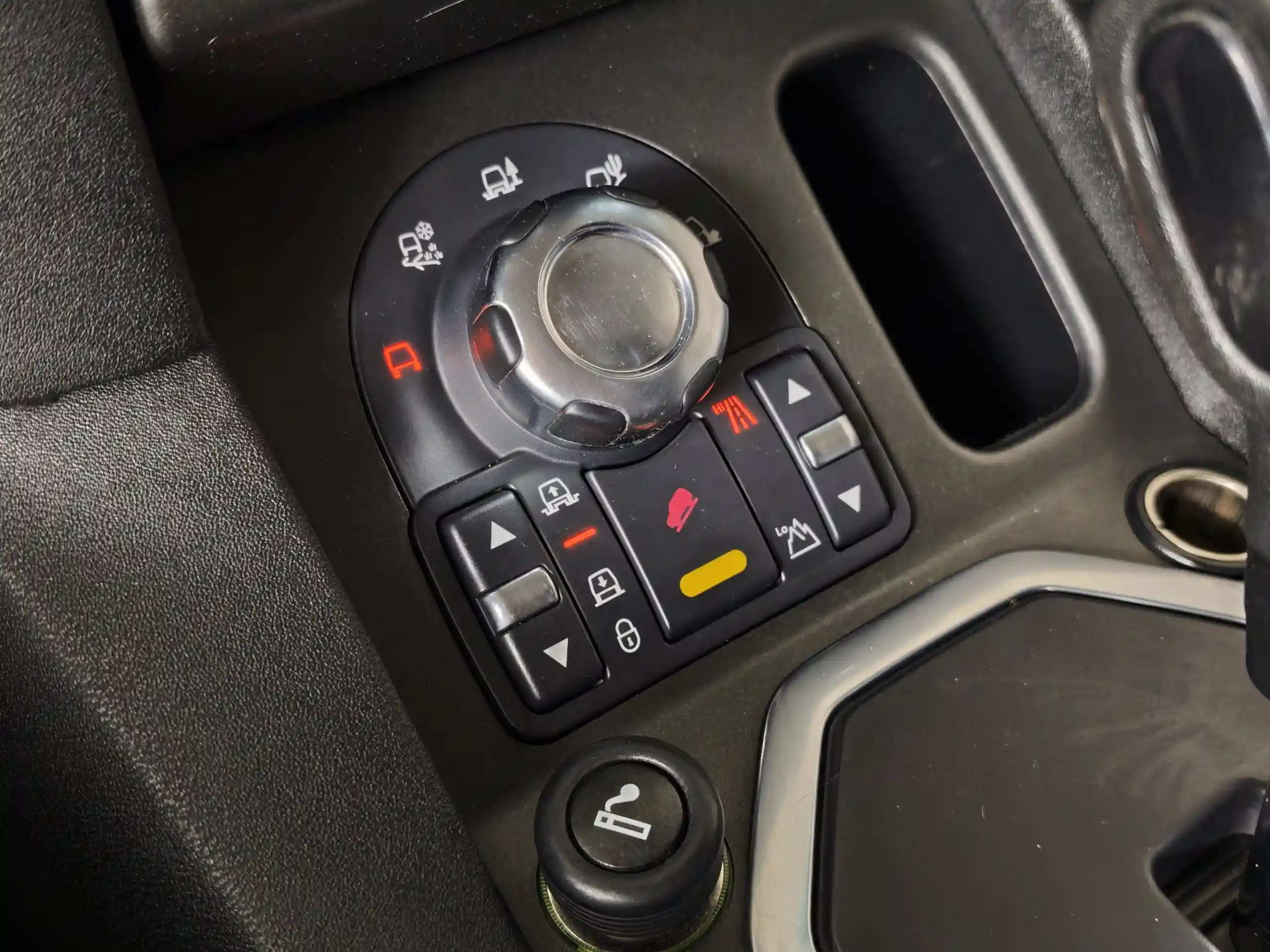 Land Rover Discovery 2011