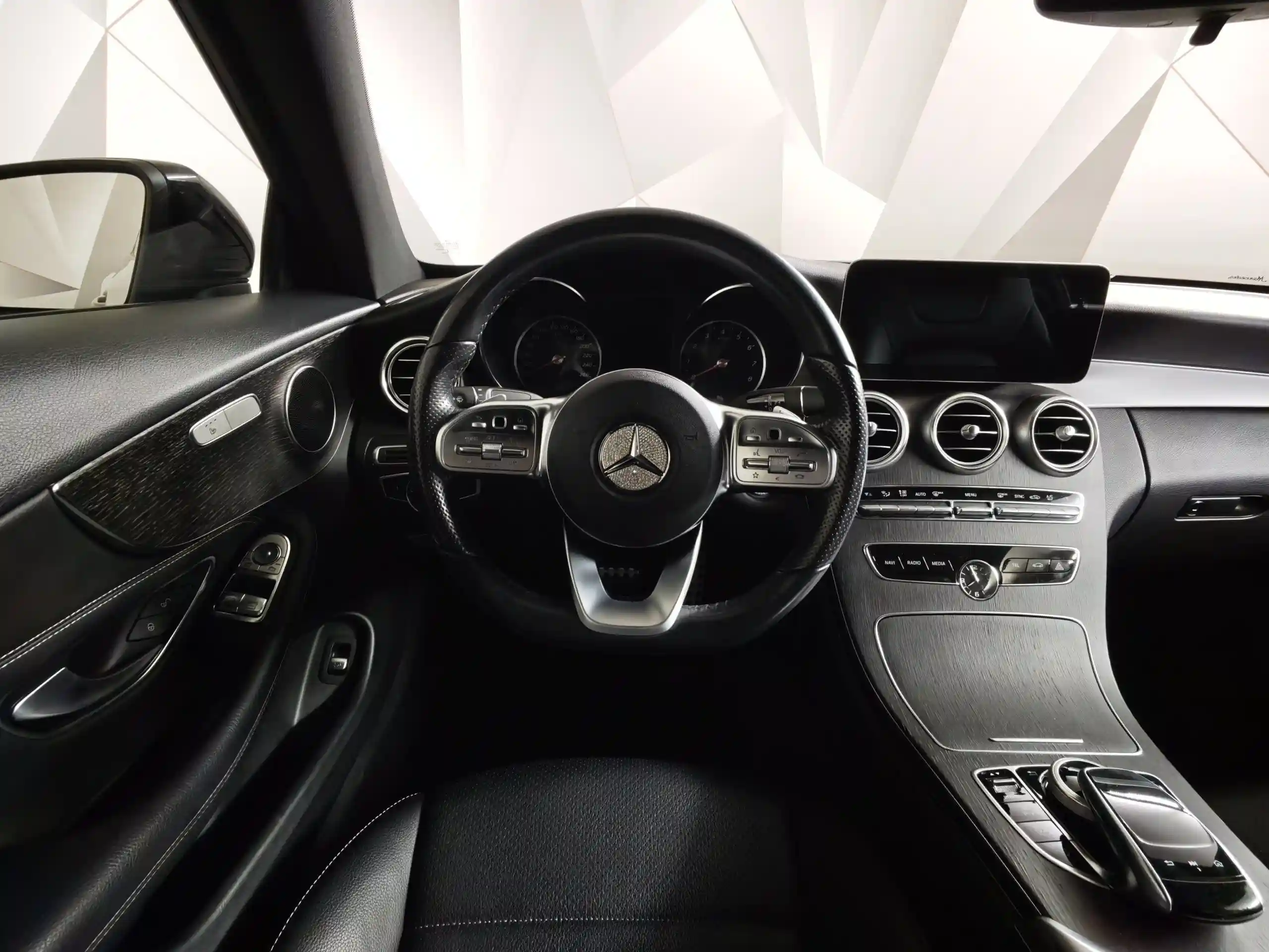 Mercedes-Benz C-Класс 2020