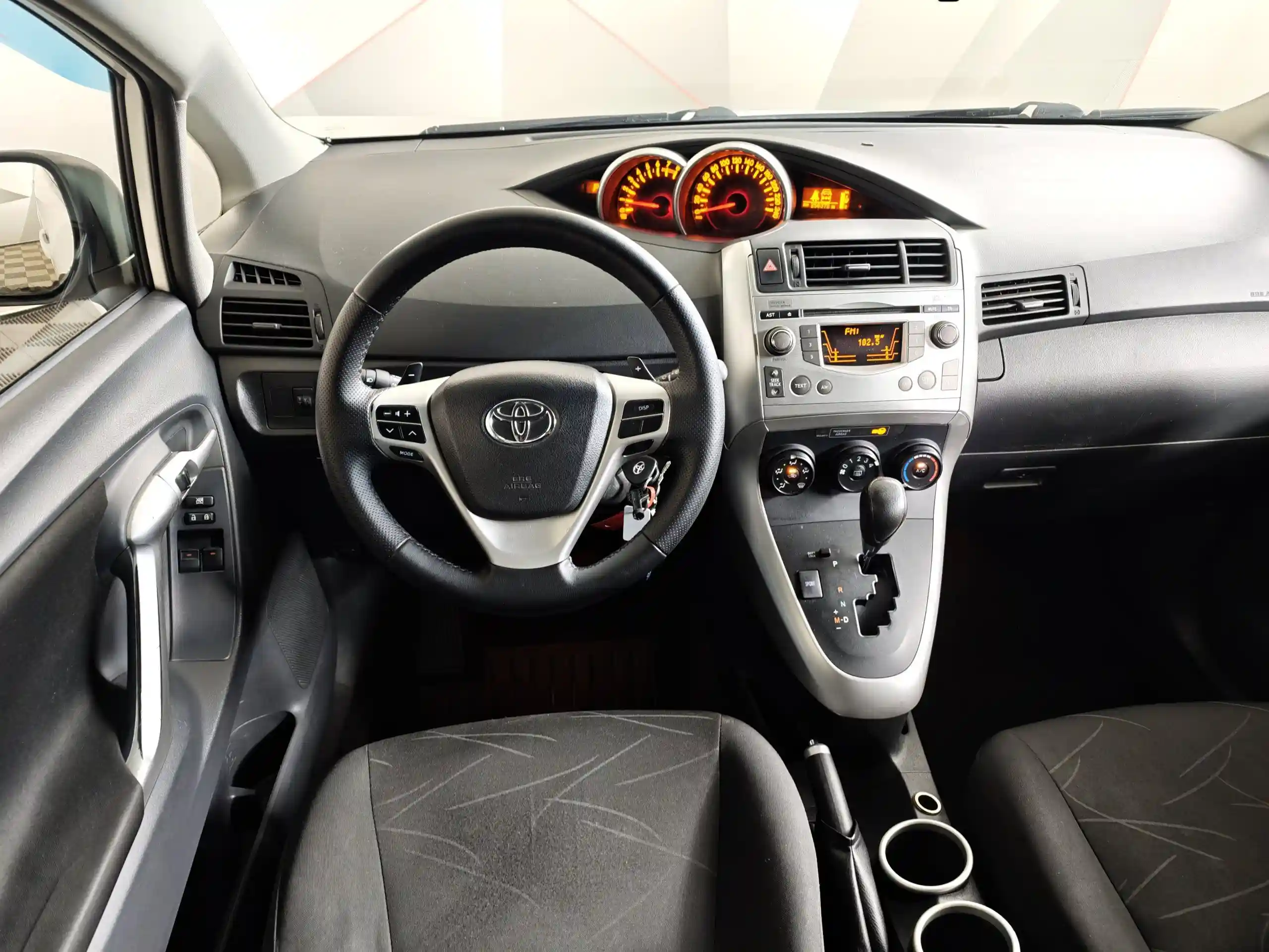 Toyota Verso 2012