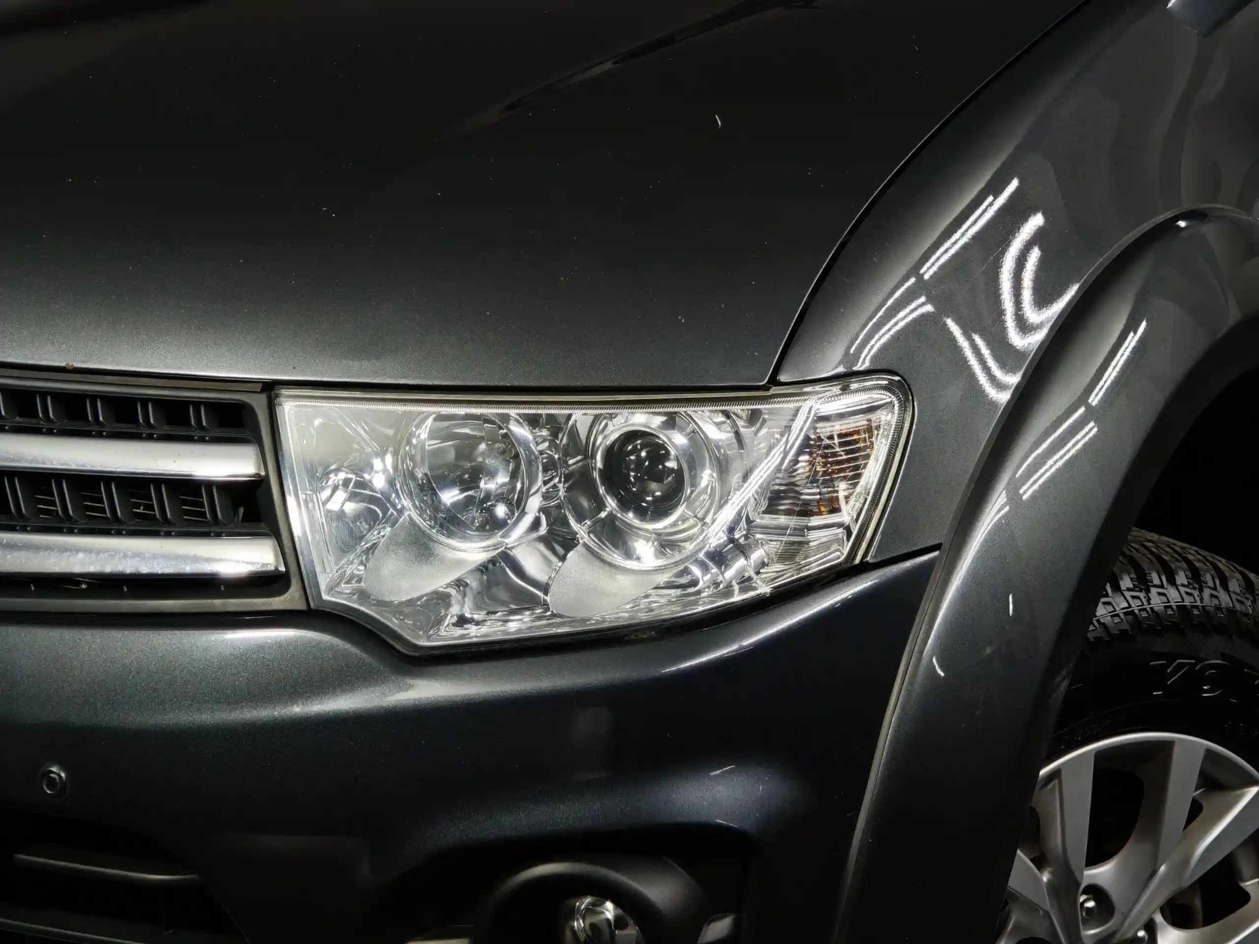 Mitsubishi Pajero Sport 2013