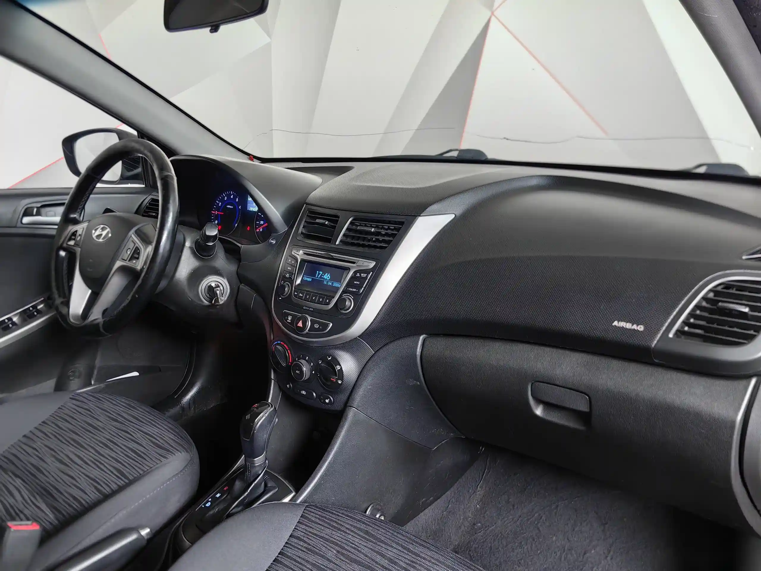 Hyundai Solaris 2014