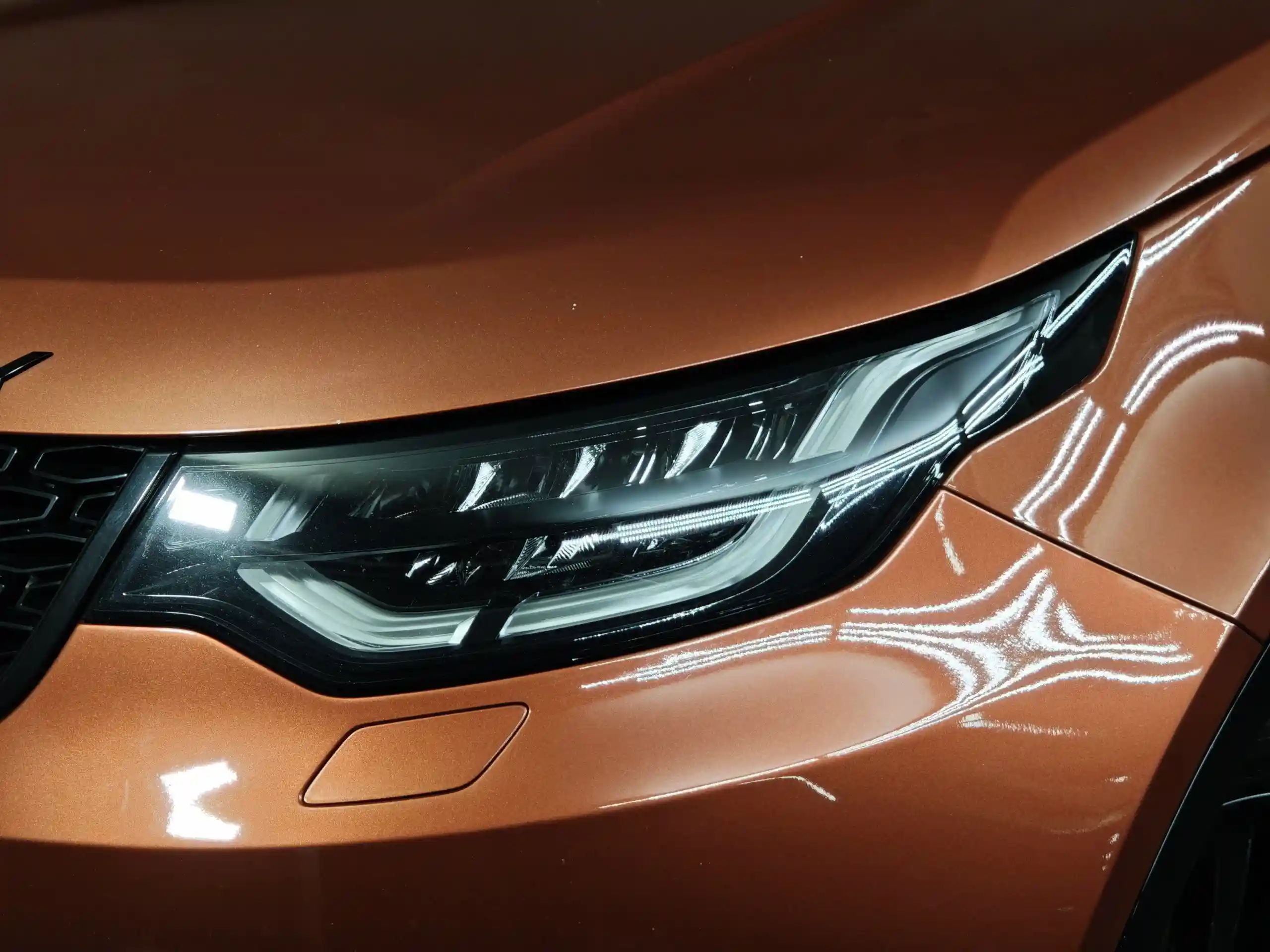 Land Rover Discovery 2018