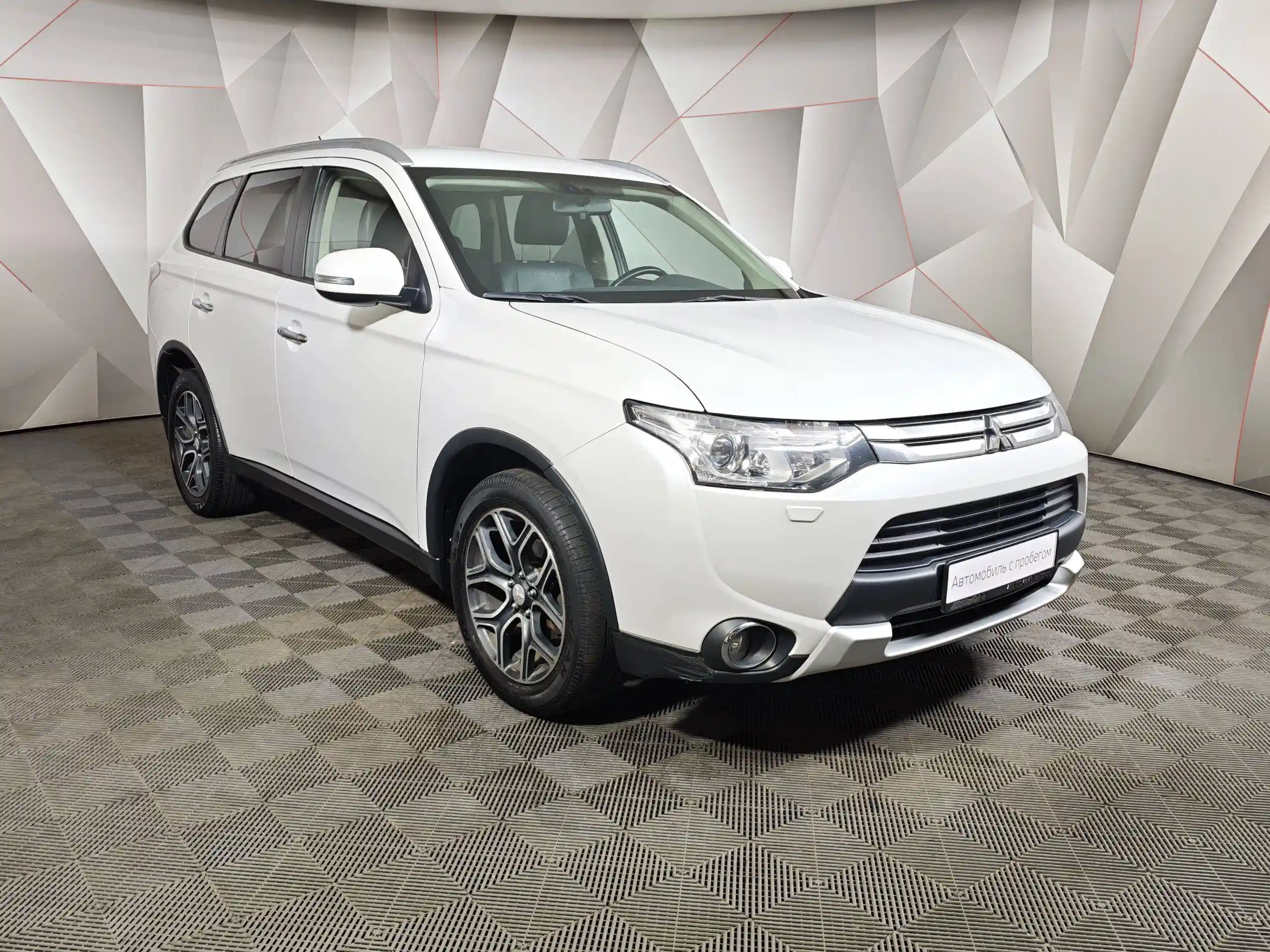 Mitsubishi Outlander 2014
