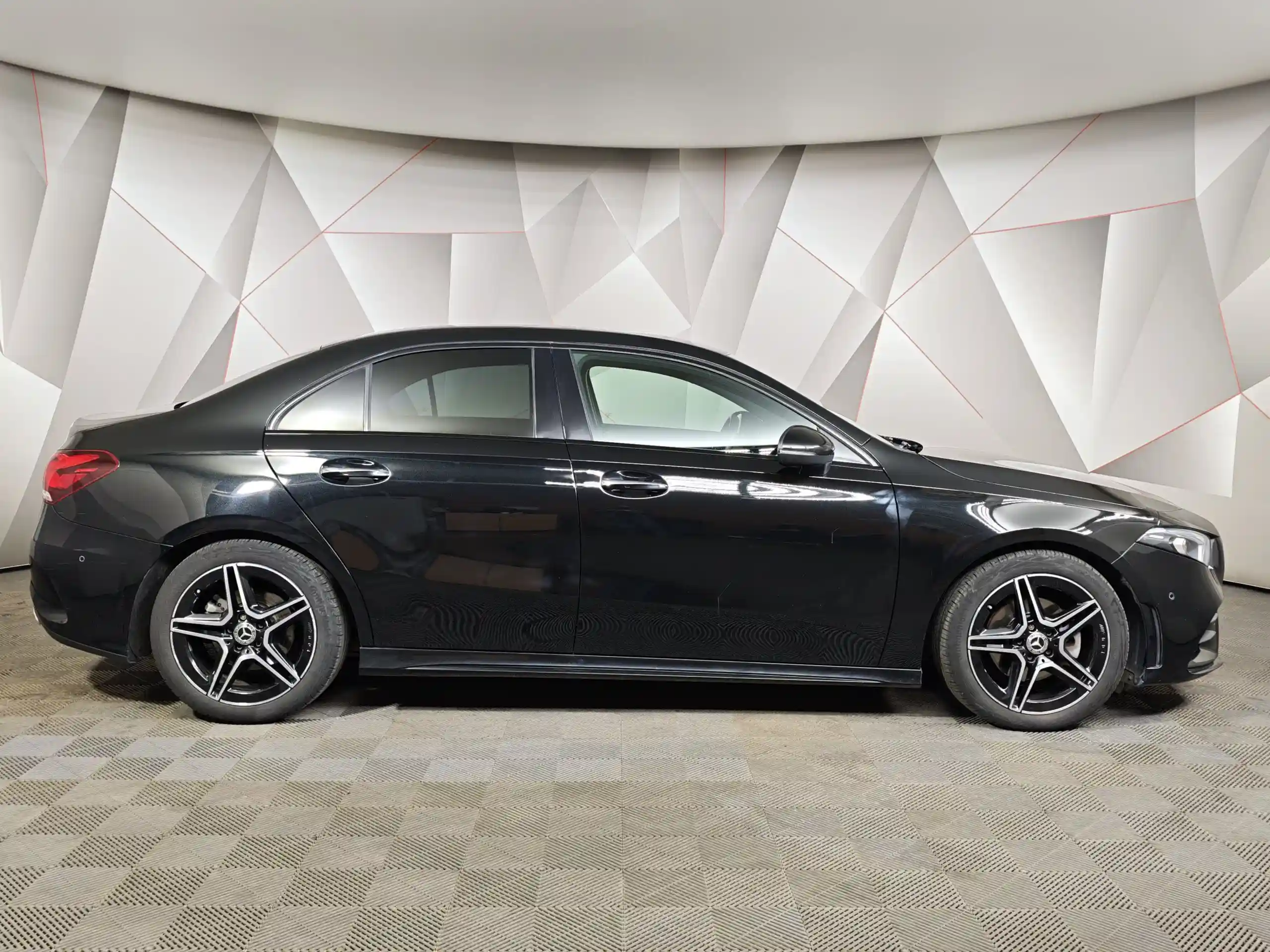 Mercedes-Benz A-Класс 2021